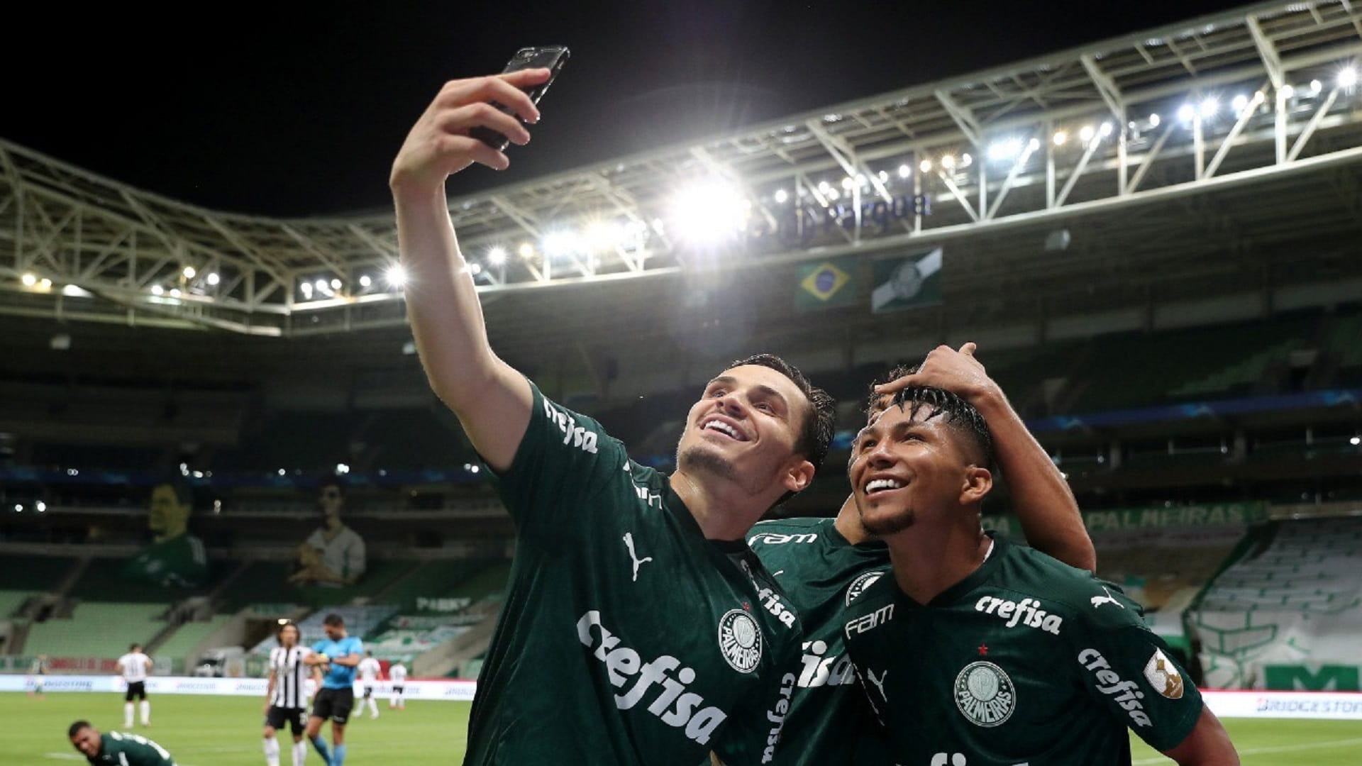 صورة بعنوان: بالميراس يتأهل إلى نصف نهائي بطولة كأس ليبرتادوريس  