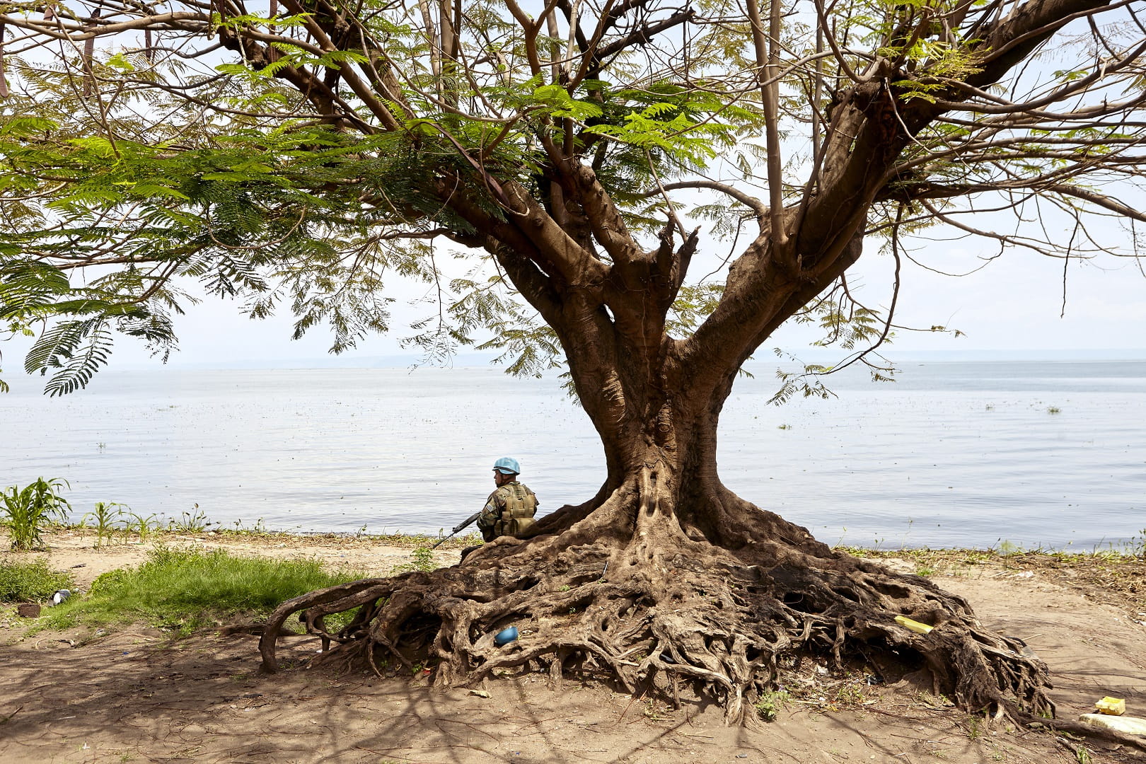 صورة بعنوان: مقتل 26 بغرق قاربهم في بحيرة ألبرت بأوغندا 