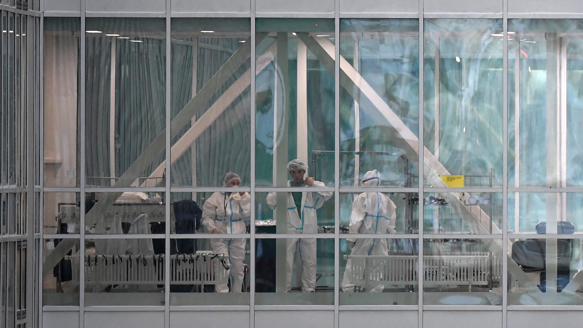 Image for the title: Russia reports 28,284 new coronavirus cases 