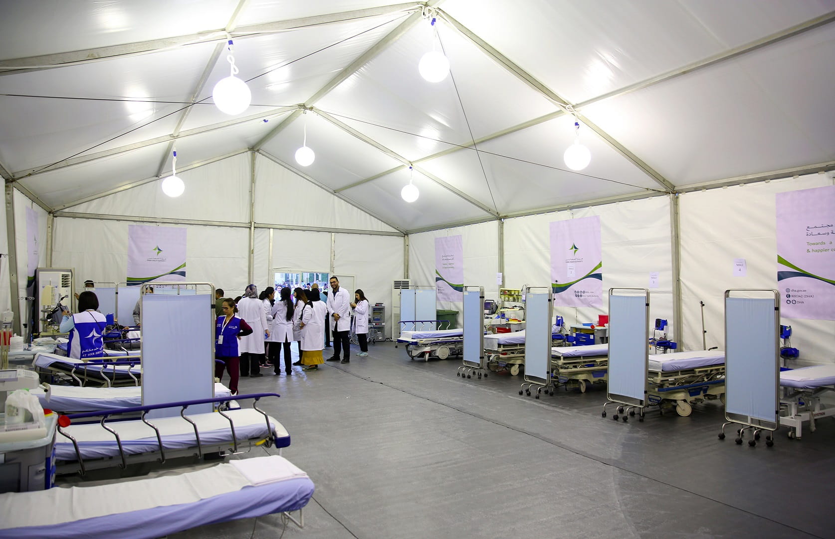 صورة بعنوان: دبي تنهي استعداداتها لتوفير التغطية الطبية لاحتفالات رأس السنة 