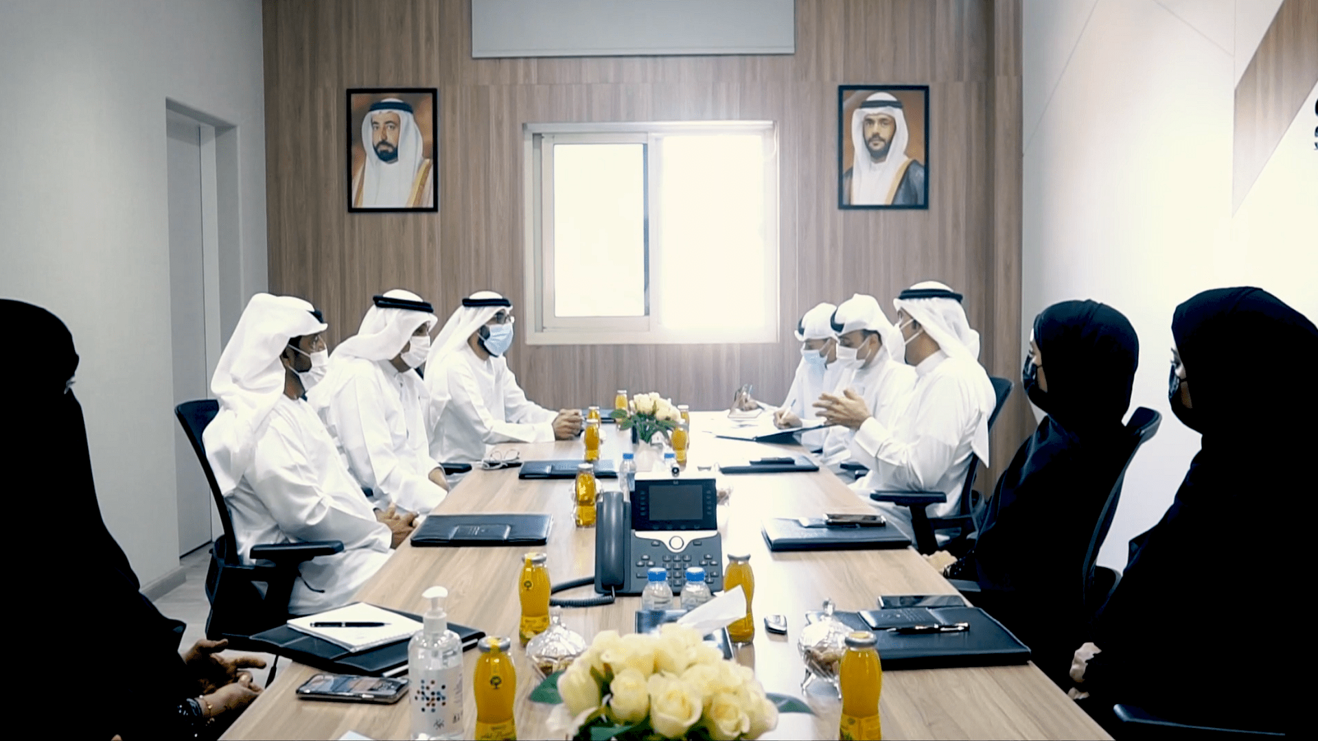 صورة بعنوان: "الشؤون الصحية" بالاستشاري تطلع على جهود "اجتماعية الشارقة"  