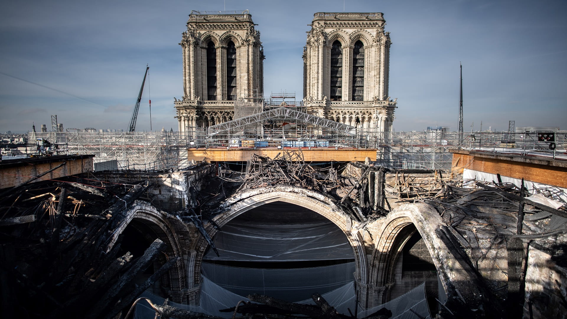 Image for the title: Milestone for Notre-Dame as fire-damaged scaffolding cleared 