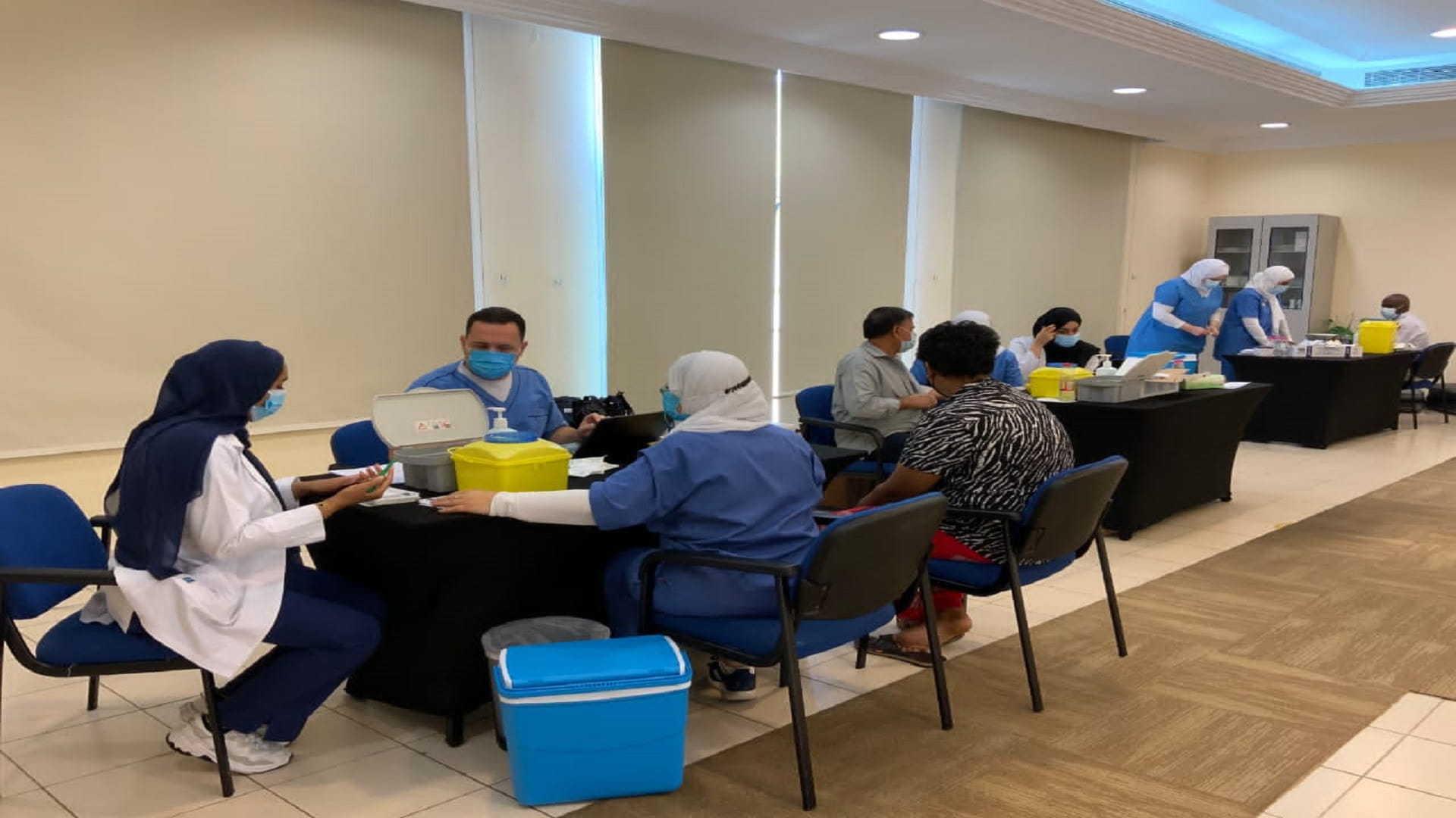 صورة بعنوان: جامعة الشارقة تُشارك في حملة التطعيم ضد "كوفيد 19"  