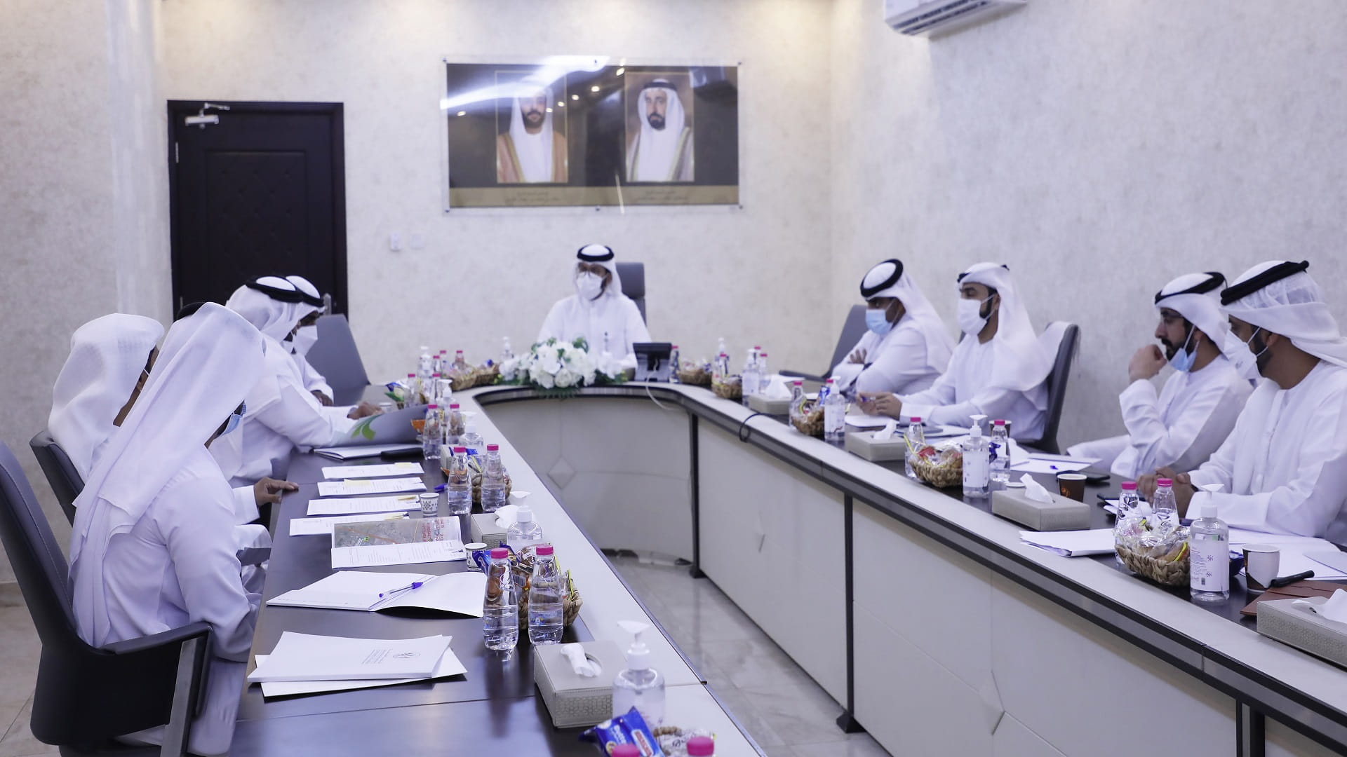 صورة بعنوان: "شؤون البلديات" تناقش إزالة المزارع في منطقة مليحة الأثرية  