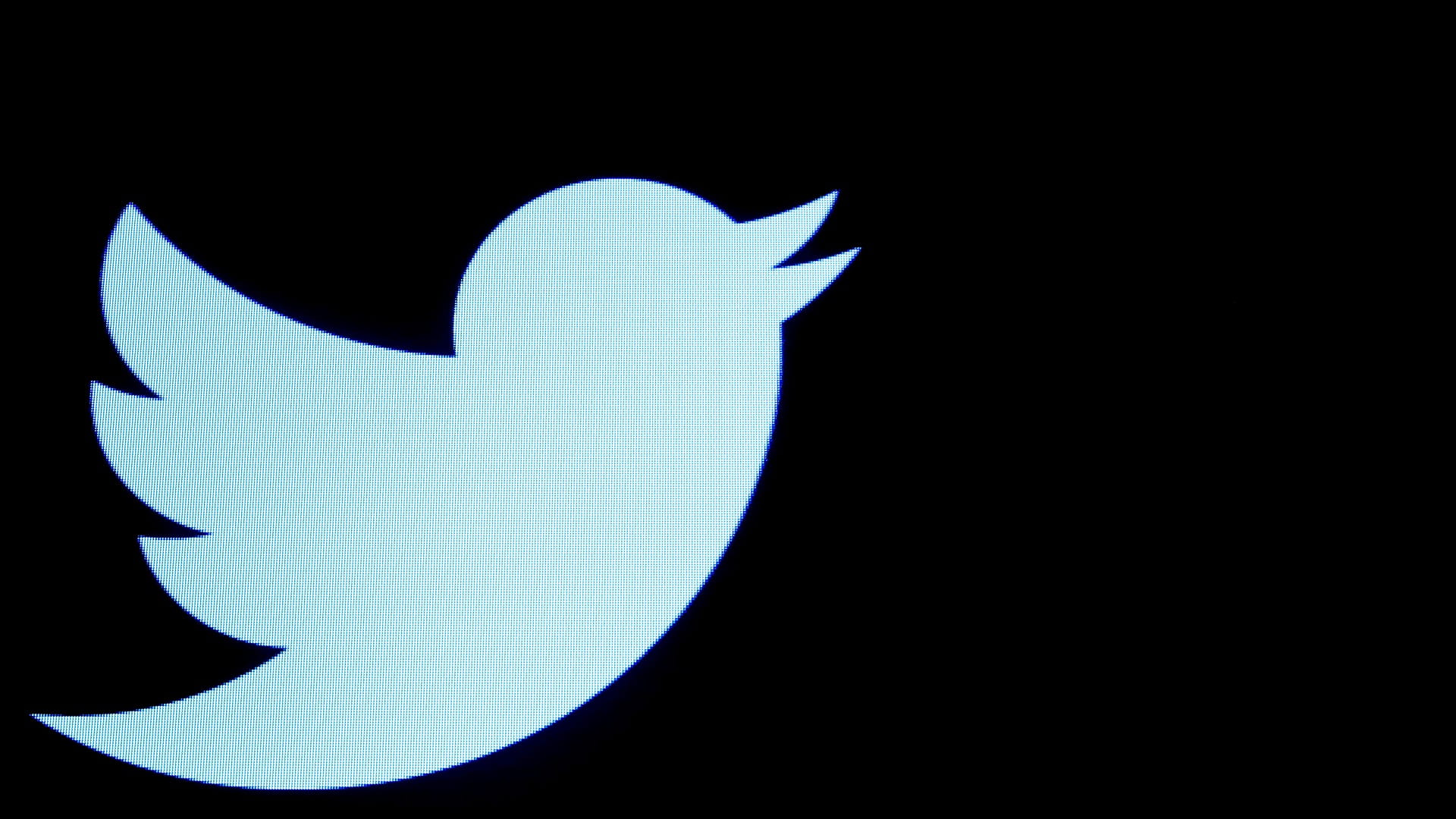 صورة بعنوان: تويتر: عطل يتسبب بانقطاع الخدمة عن آلاف المستخدمين 