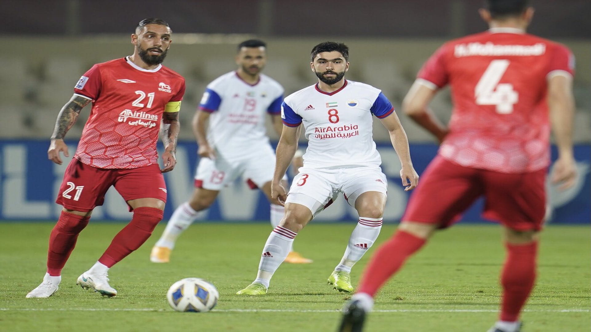 صورة بعنوان: الشارقة يكتفي بالتعادل السلبي أمام تراكتور بدوري الأبطال 