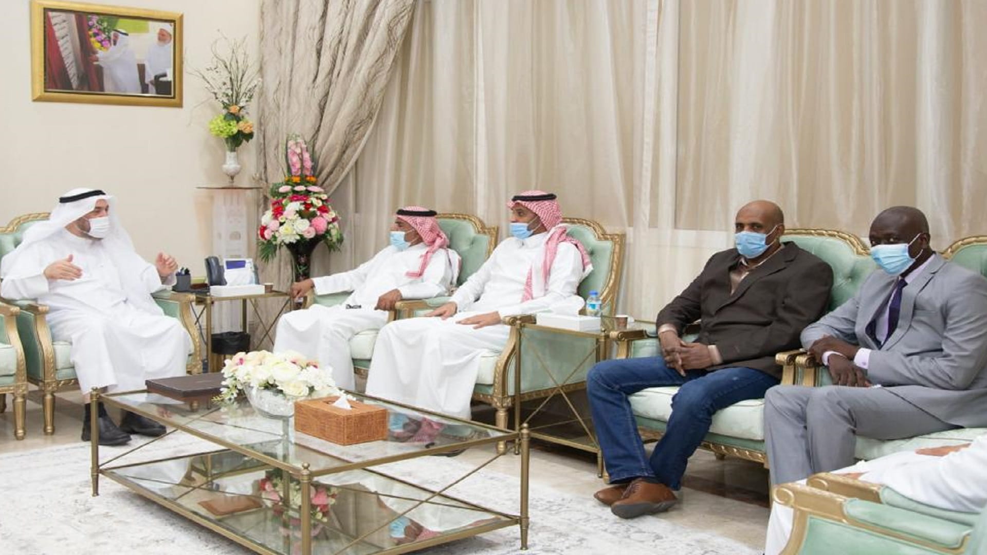 صورة بعنوان: الجامعة القاسمية تبحث التعاون مع الملحق الثقافي السعودي بالدولة  