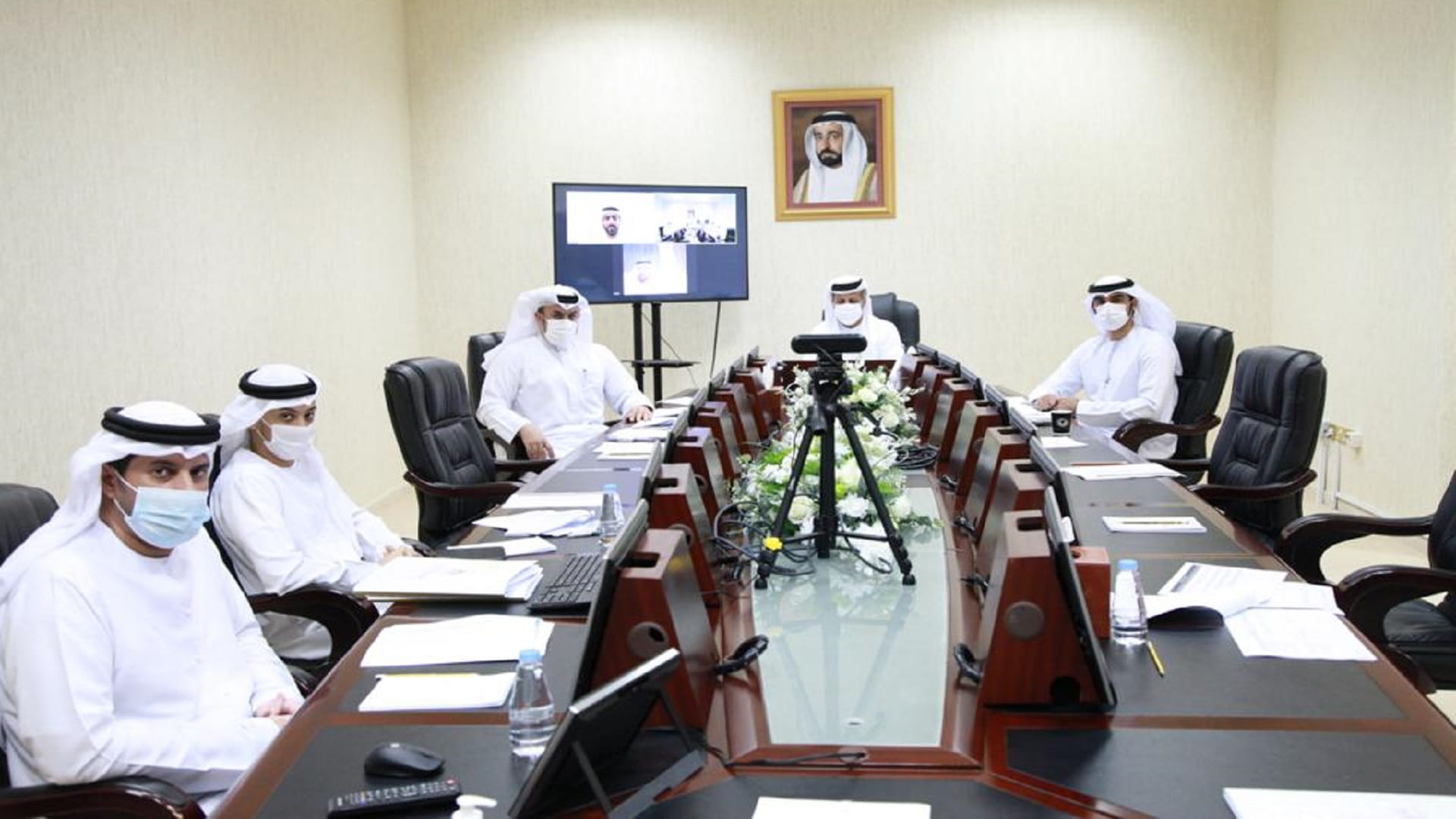 صورة بعنوان: "قانونية استشاري الشارقة" تبحث في 15 شكوى محالة إليها 