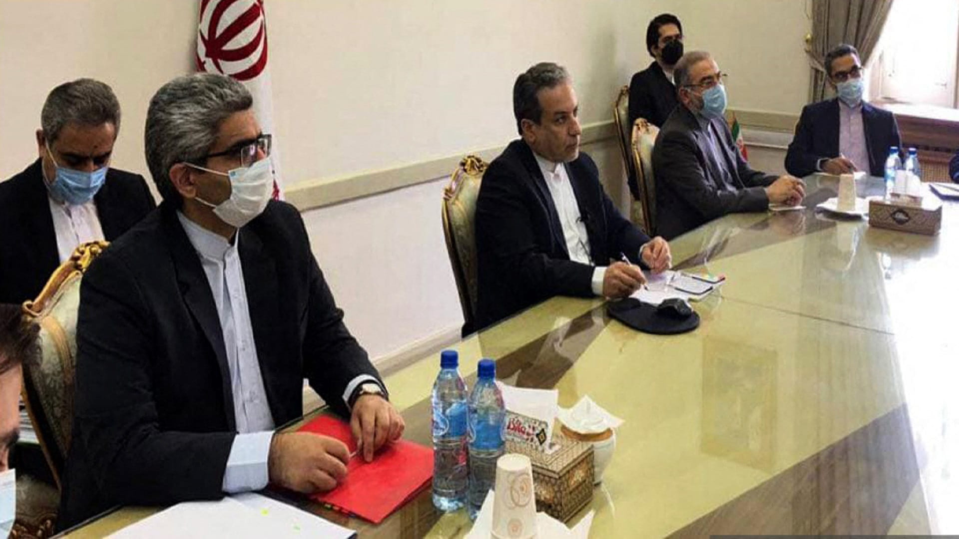 Image for the title: Iran, US, world powers working for deal on reviving nuclear pact 