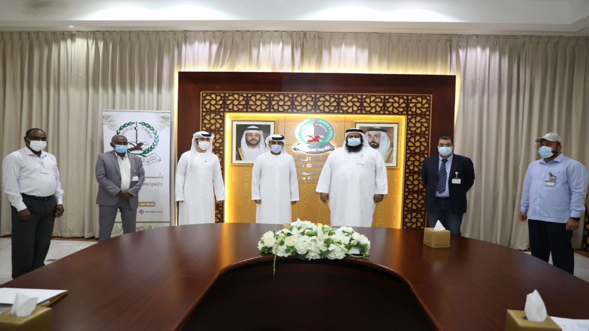 صورة بعنوان: بلدية دبا الحصن تنظم زيارة إلى قسم مكافحة الآفات ببلدية الحمرية  