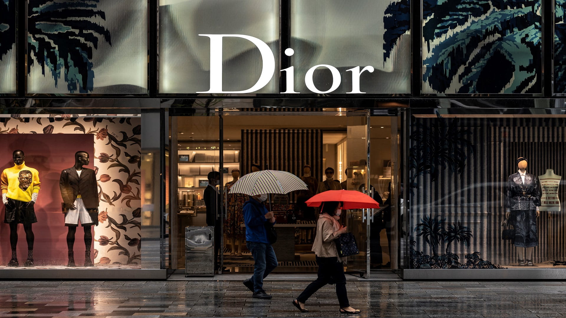 Image for the title: Dior to launch inter-season collection in Athens in June 