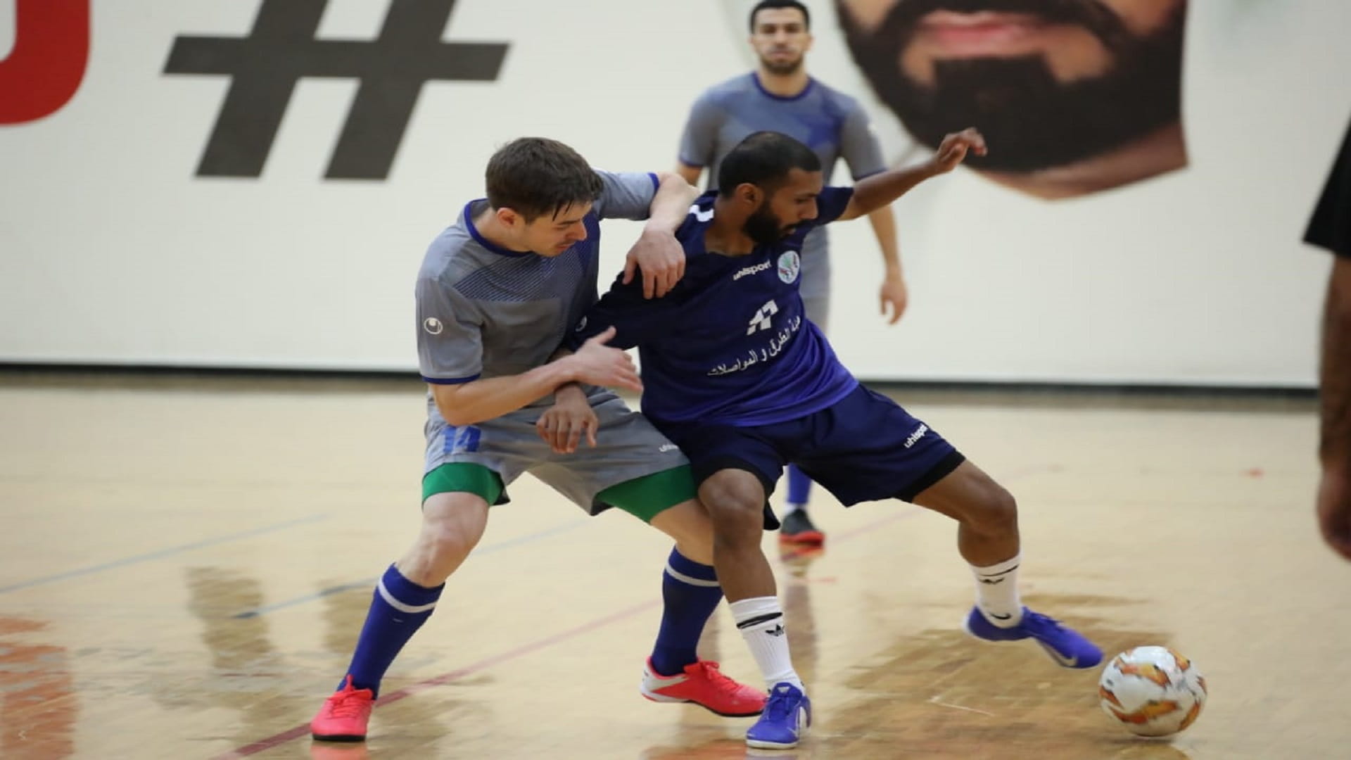 صورة بعنوان: الخدمات والتعليم في نصف نهائي بطولة المؤسسات الحكومية بالشارقة  