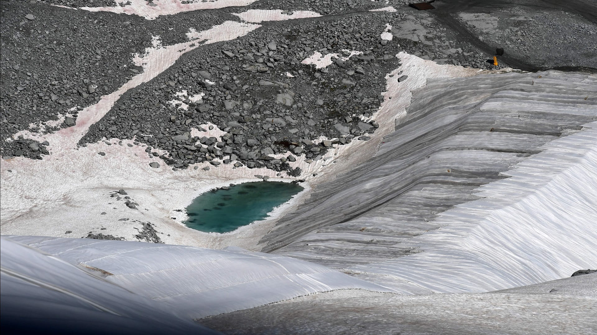 Image for the title: World's glaciers melting at faster pace, study says 