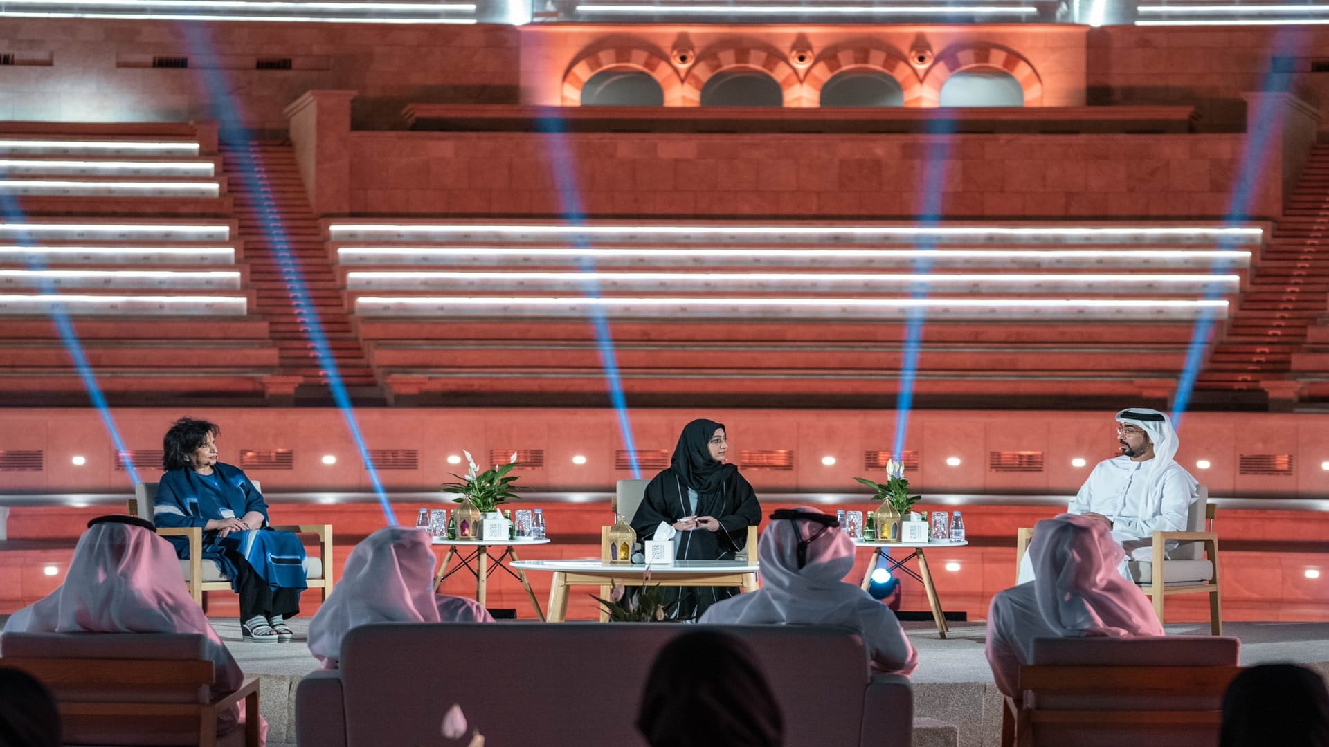 صورة بعنوان: مجلس الشارقة الرمضاني يناقش دور الثقافة في بناء وعي الشباب 