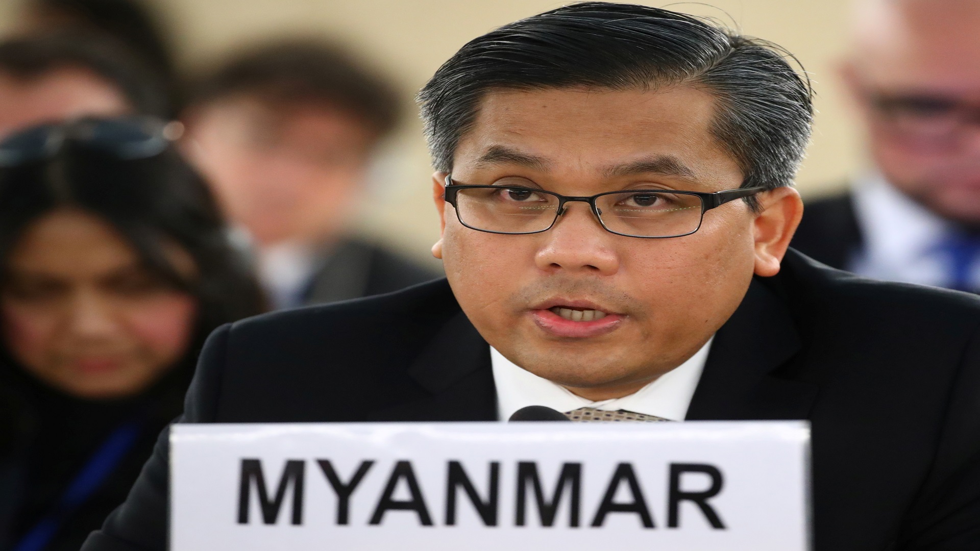 صورة بعنوان: سفير ميانمار بالأمم المتحدة يطالب المنظمة بالعمل لإنهاء الانقلاب 