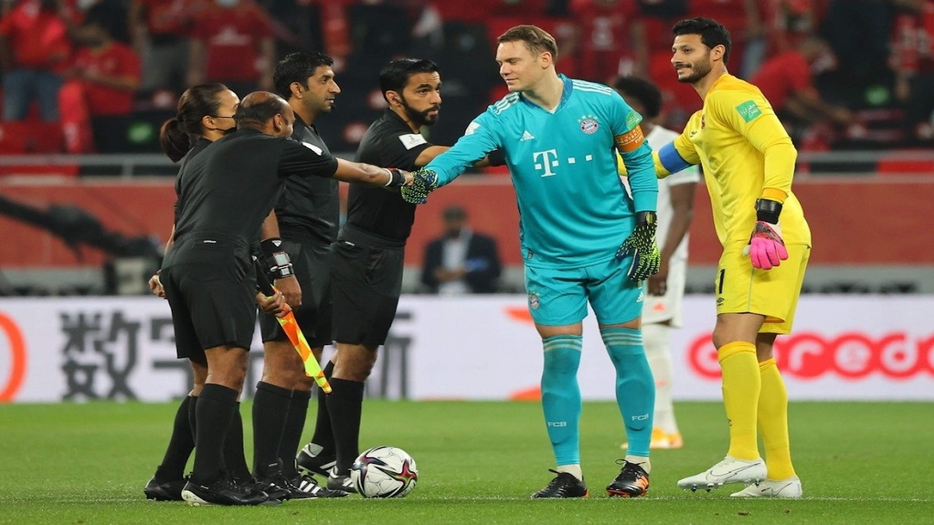 صورة بعنوان: راشد بن حميد يشيد بأداء طاقم التحكيم الإماراتي في مونديال الأندية 