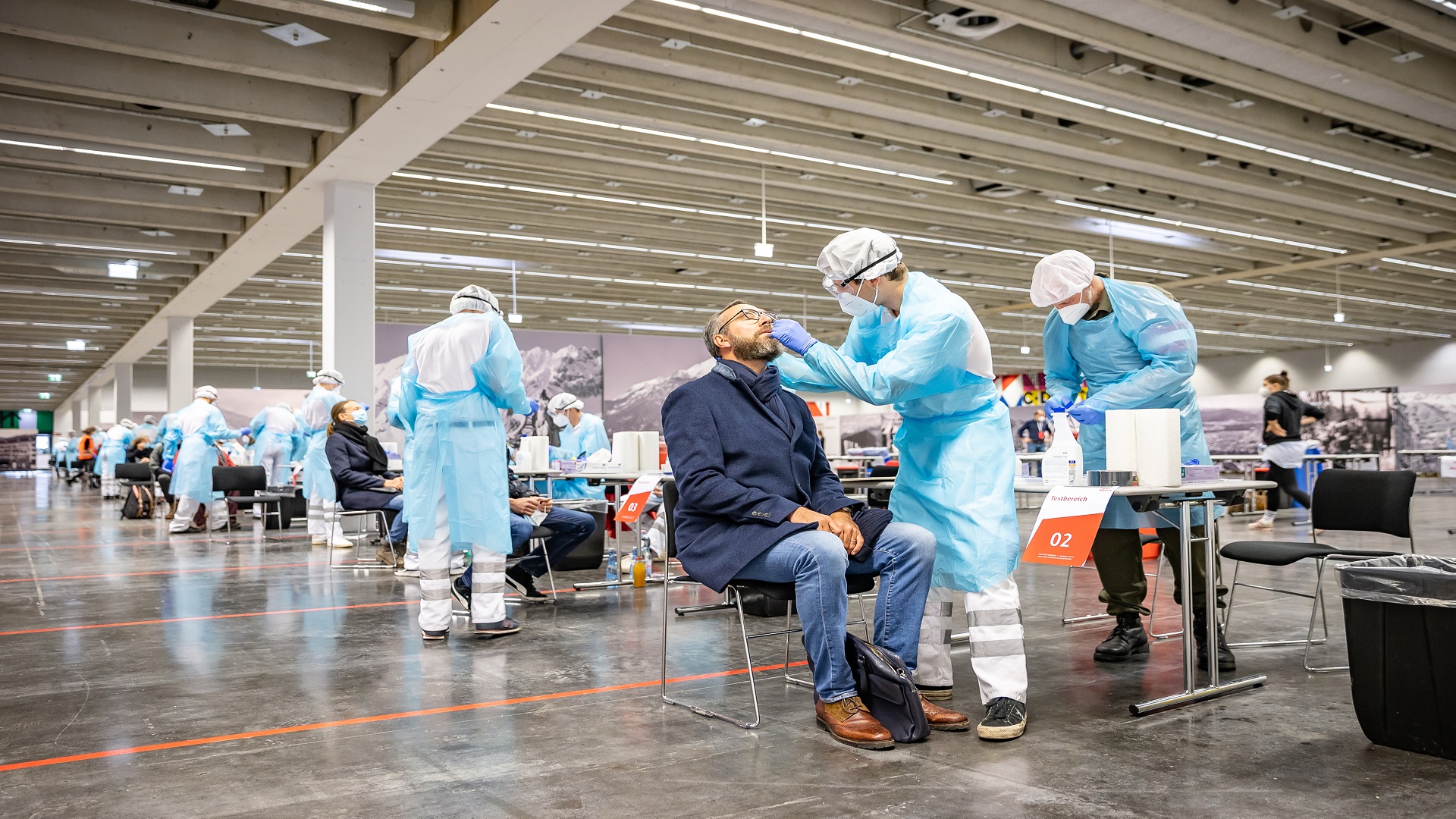 Image for the title: Austria reports 1,391 new COVID-19 cases, tally surpasses 364,000 