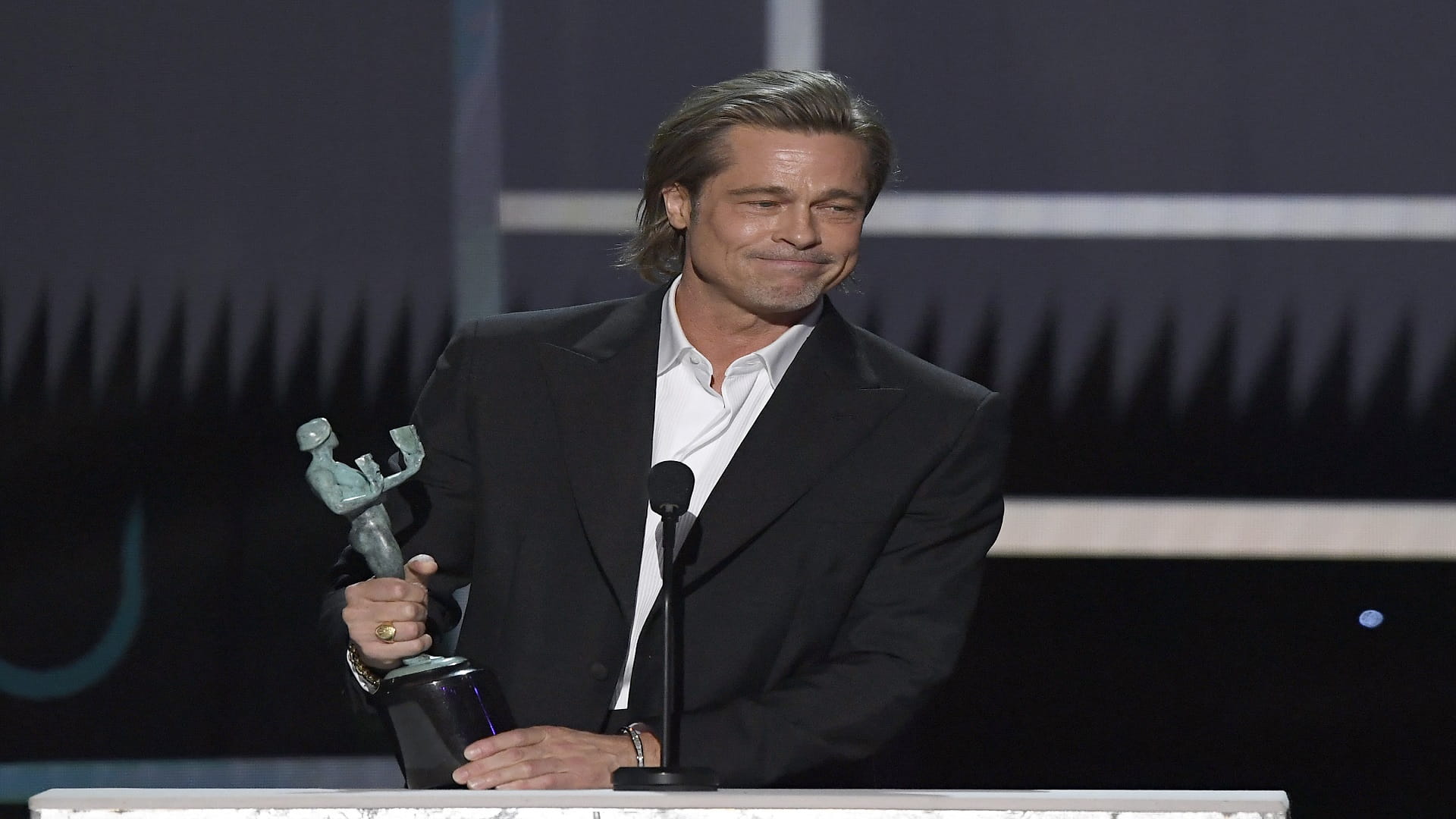 صورة بعنوان: حفل توزيع جوائز ممثلي الشاشة في هوليوود يتأجل إلى أبريل 