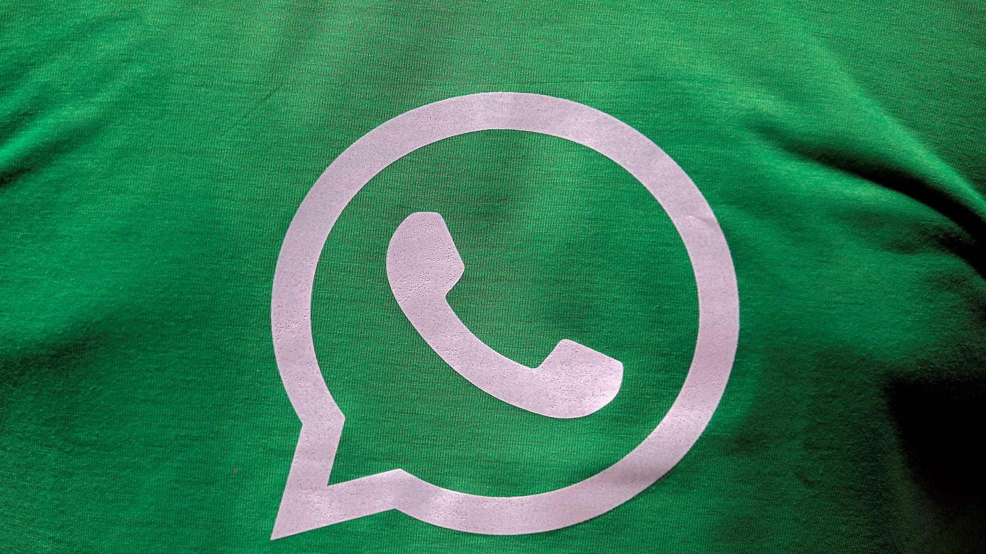 صورة بعنوان: "واتساب" يؤجل طرح خصائص جديدة بعد غضب بشأن سياسة الخصوصية 