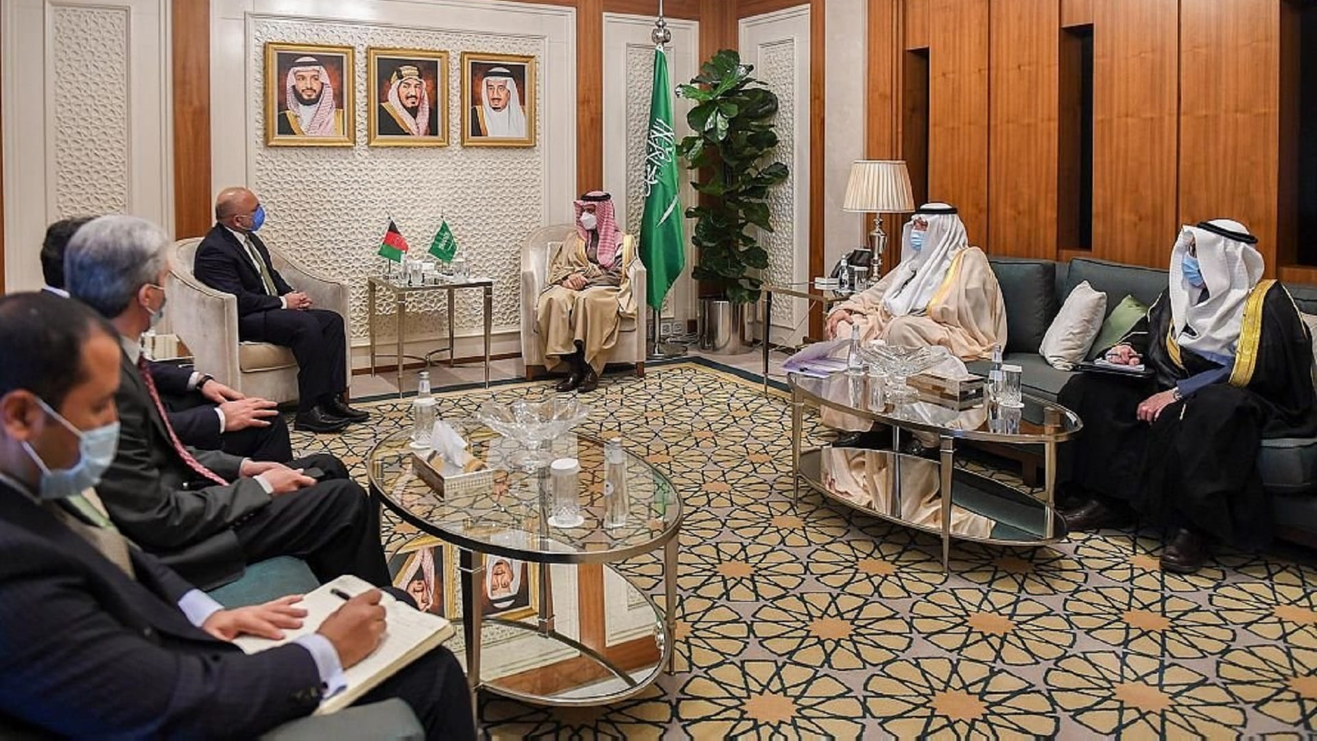 صورة بعنوان: وزيرا خارجية السعودية وأفغانستان يبحثان التطورات في المنطقة 