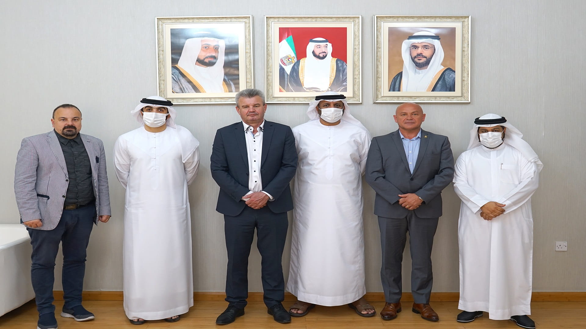 صورة بعنوان: "الشارقة الرياضي" يبحث فرص الاستثمار في أندية الإمارة 