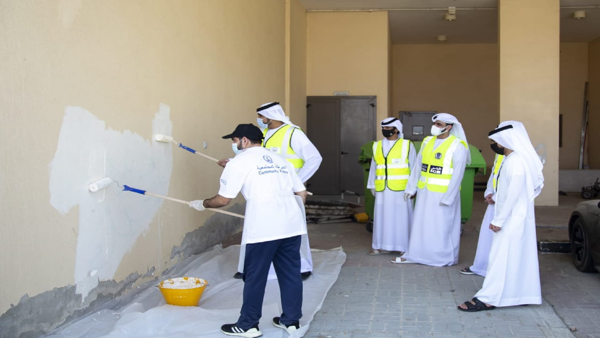 صورة بعنوان: بلدية دبا الحصن تُطلق حملة خاصة للحد من ظاهرة الكتابة على الجدران 