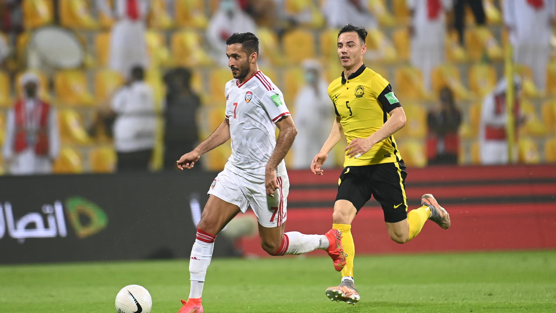 صورة بعنوان: منتخب الإمارات يواجه تايلاند بالقوة الضاربة وطموح النقطة 12 