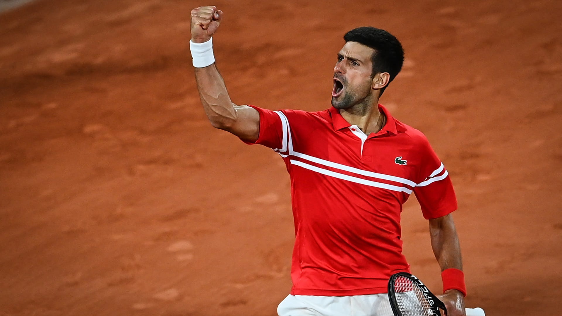 صورة بعنوان: الصربي ديوكوفيتش يبلغ نصف نهائي بطولة فرنسا المفتوحة للتنس 