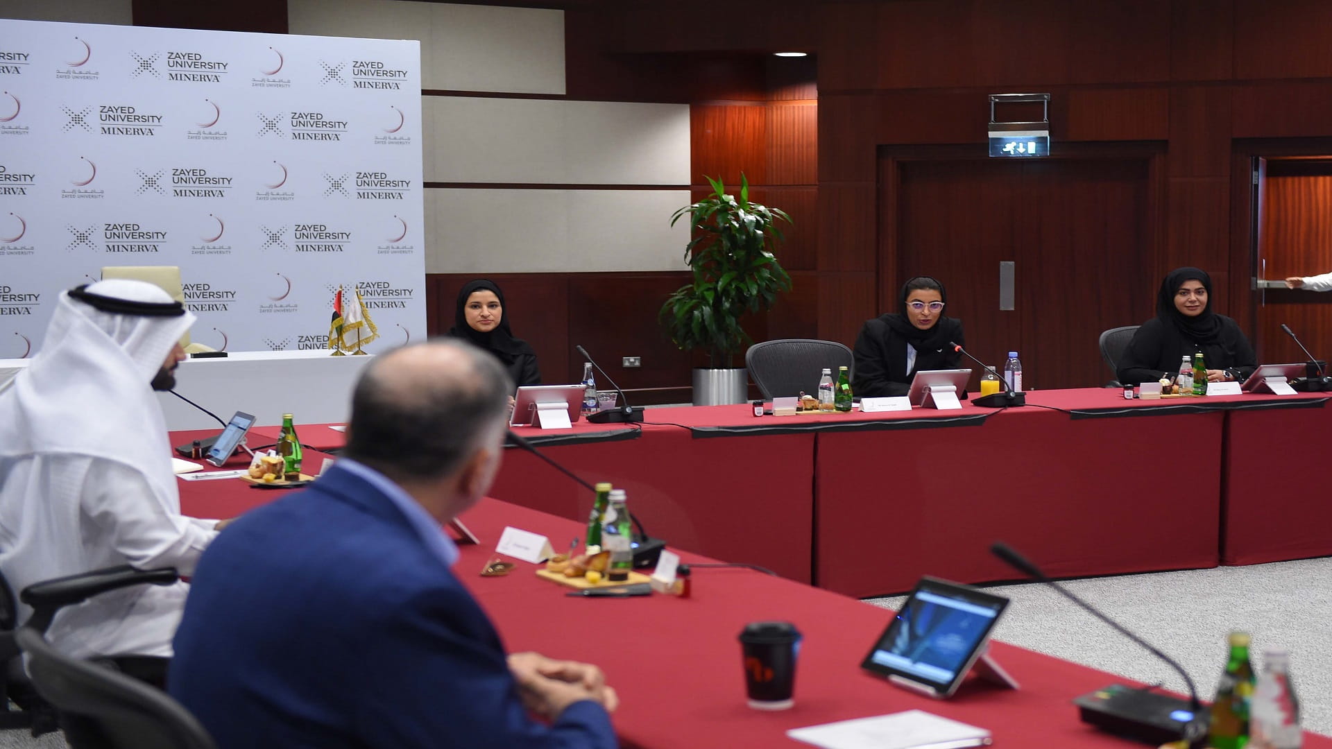 صورة بعنوان: مجلس جامعة زايد يبحث عدداً من السياسات الأكاديمية والطلابية 