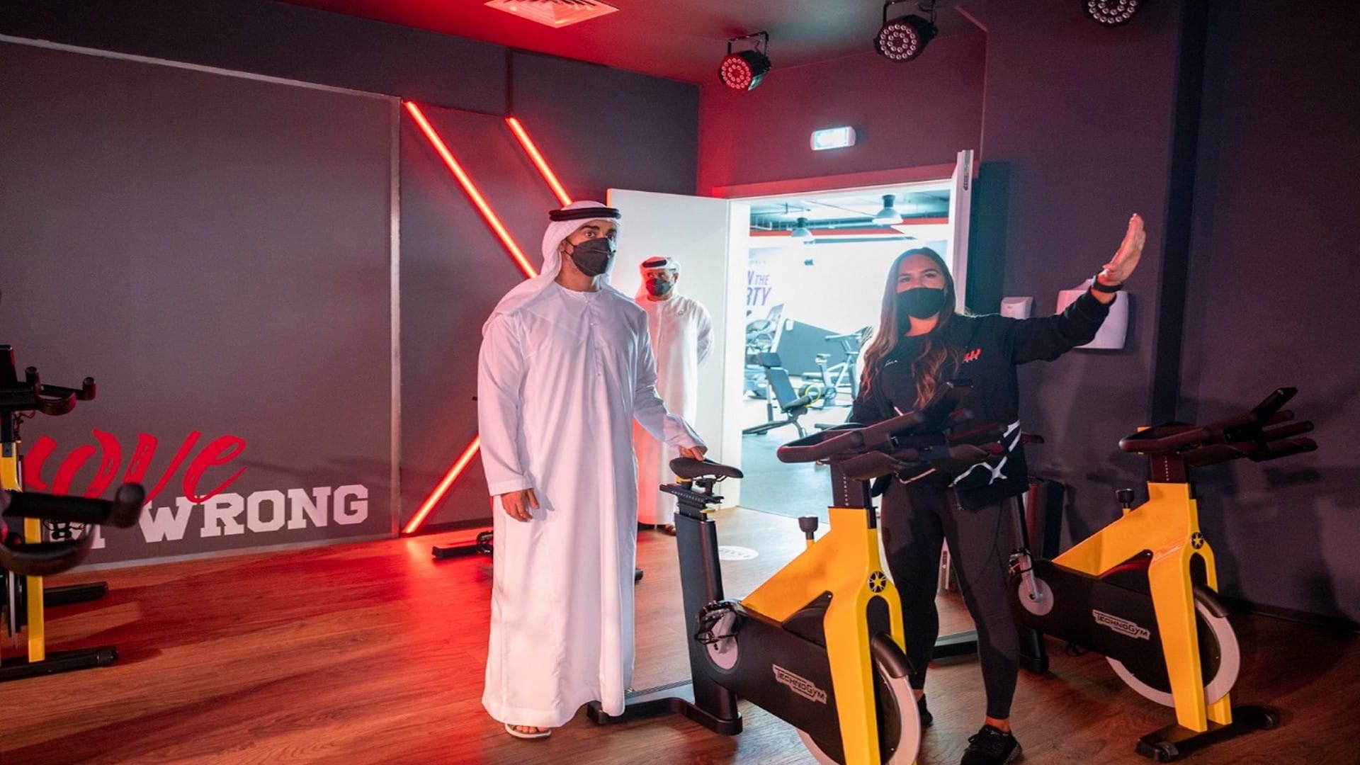 صورة بعنوان: حمدان بن محمد بن زايد يفتتح أكبر صالة رياضية في أبوظبي 