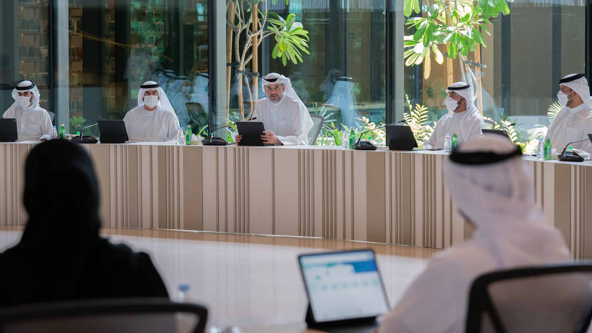 Image for the title: SEC’s 1000 session: The human being is a key element for dev. 