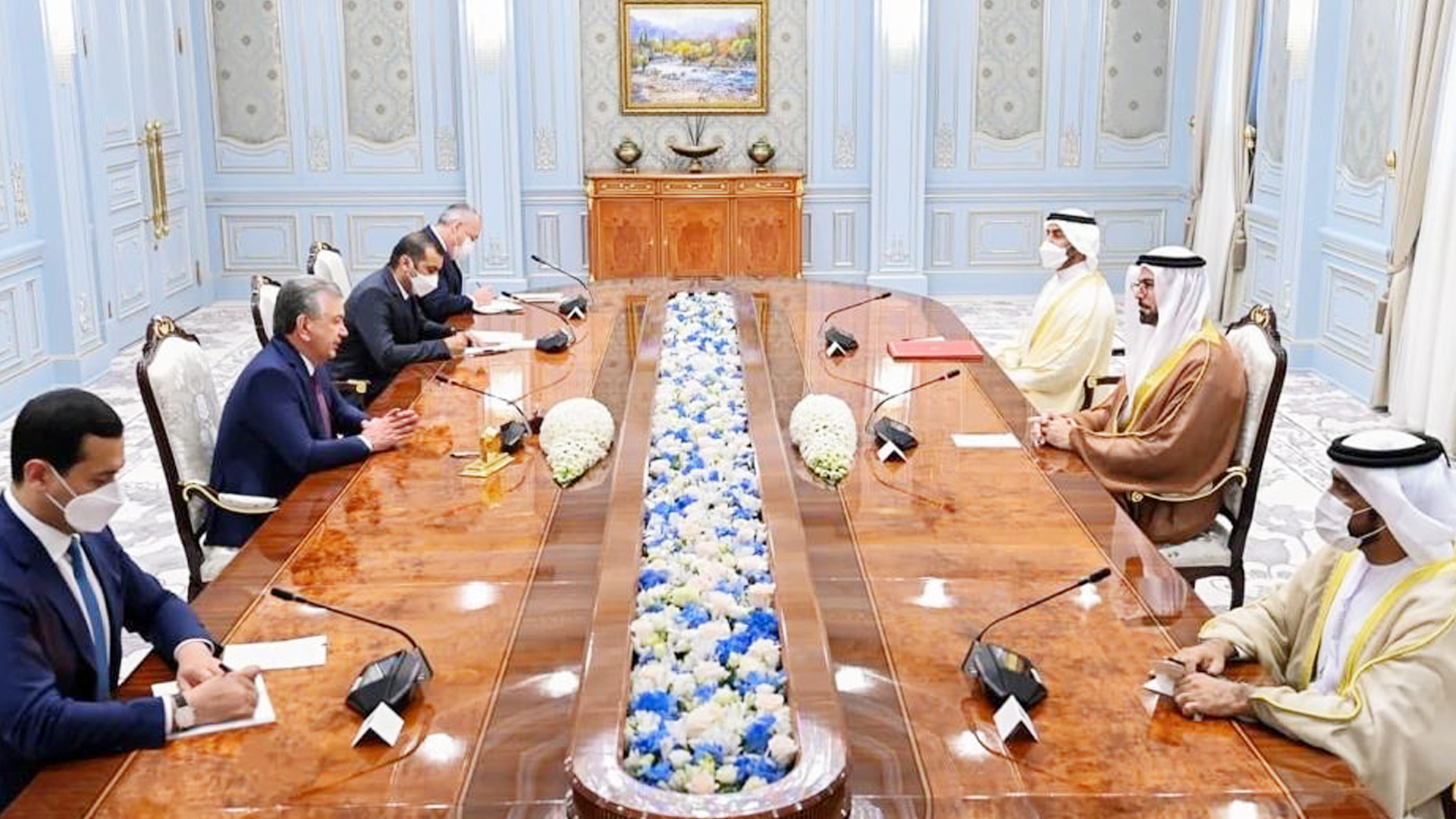 Image for the title: President of Uzbekistan receives Mohammad Al Gergawi 