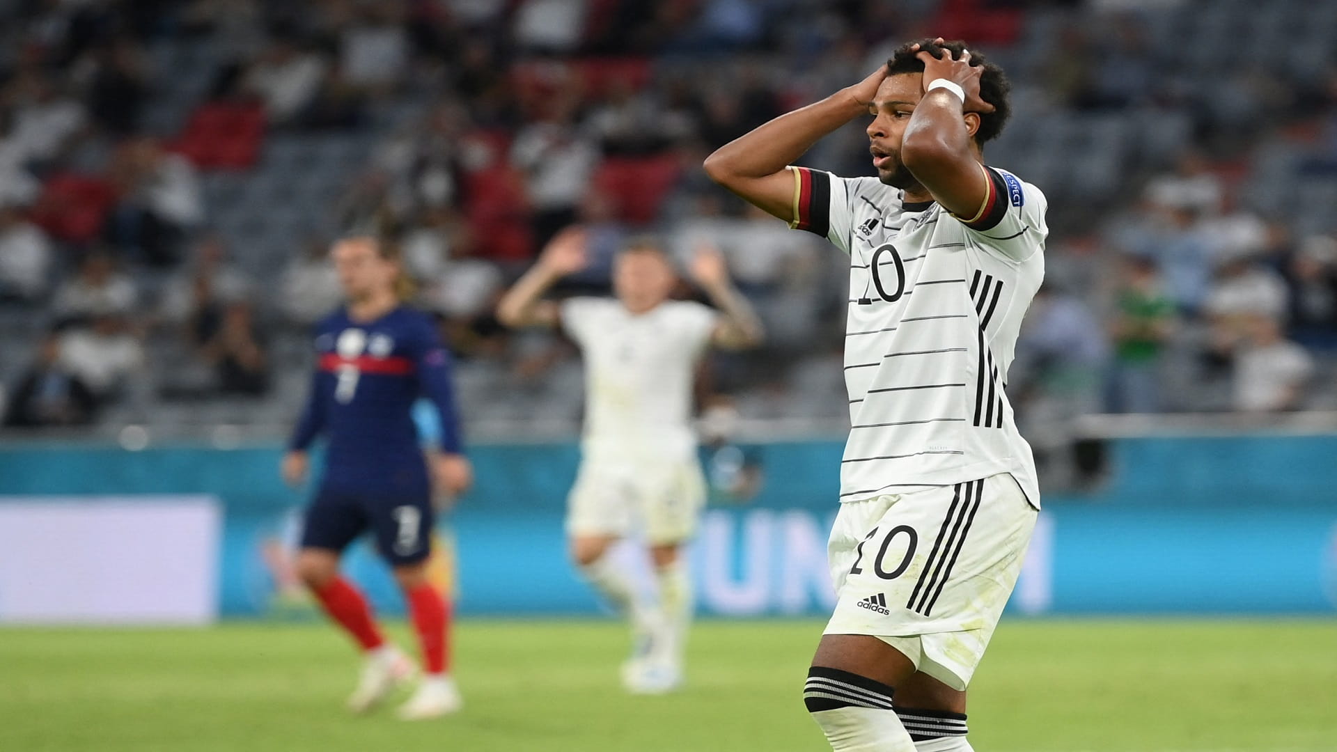 صورة بعنوان: المنتخب الألماني يستعيد خدمات المهاجم سيرج جنابري  