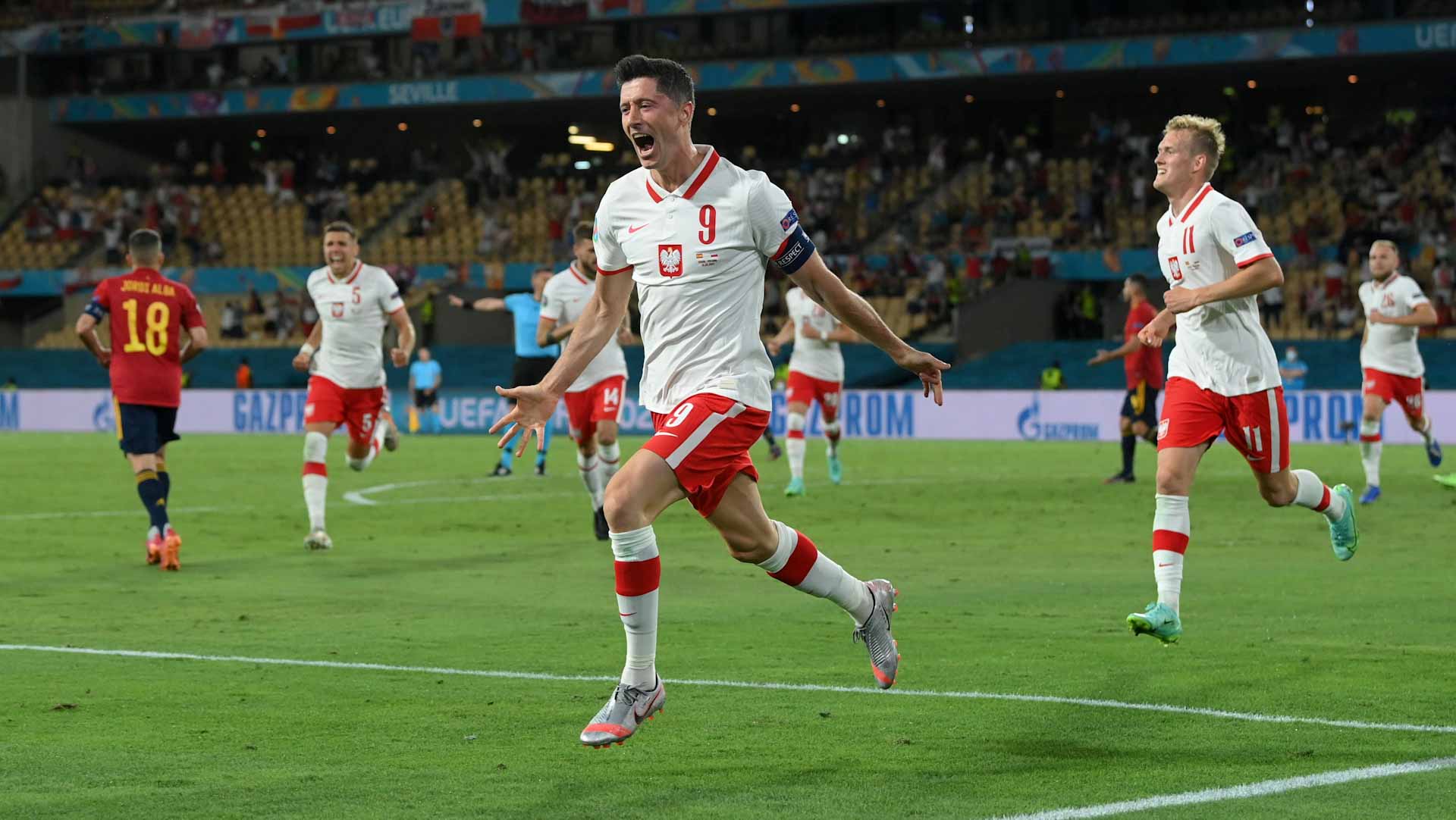 Image for the title: Spain struggle to 1-1 draw with Poland 