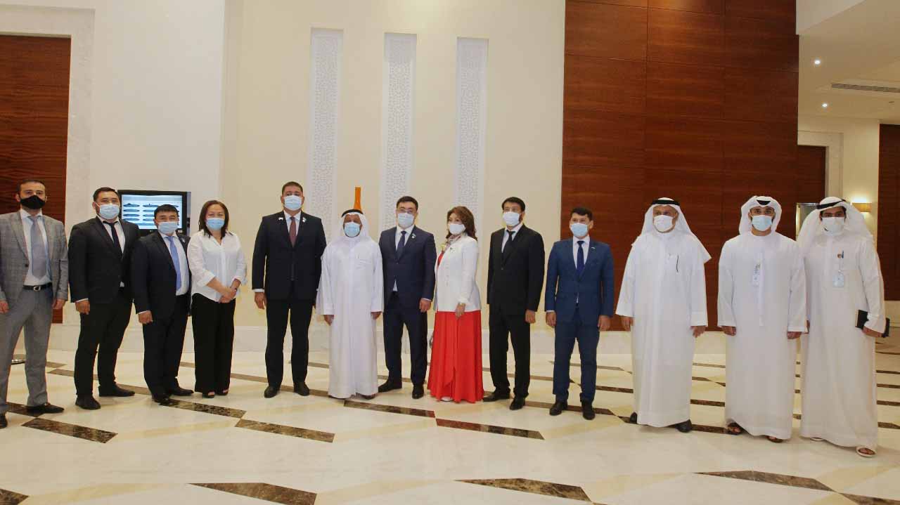 صورة بعنوان: غرفة الشارقة تبحث مع كازاخستان الفرص الاستثمارية الواعدة 