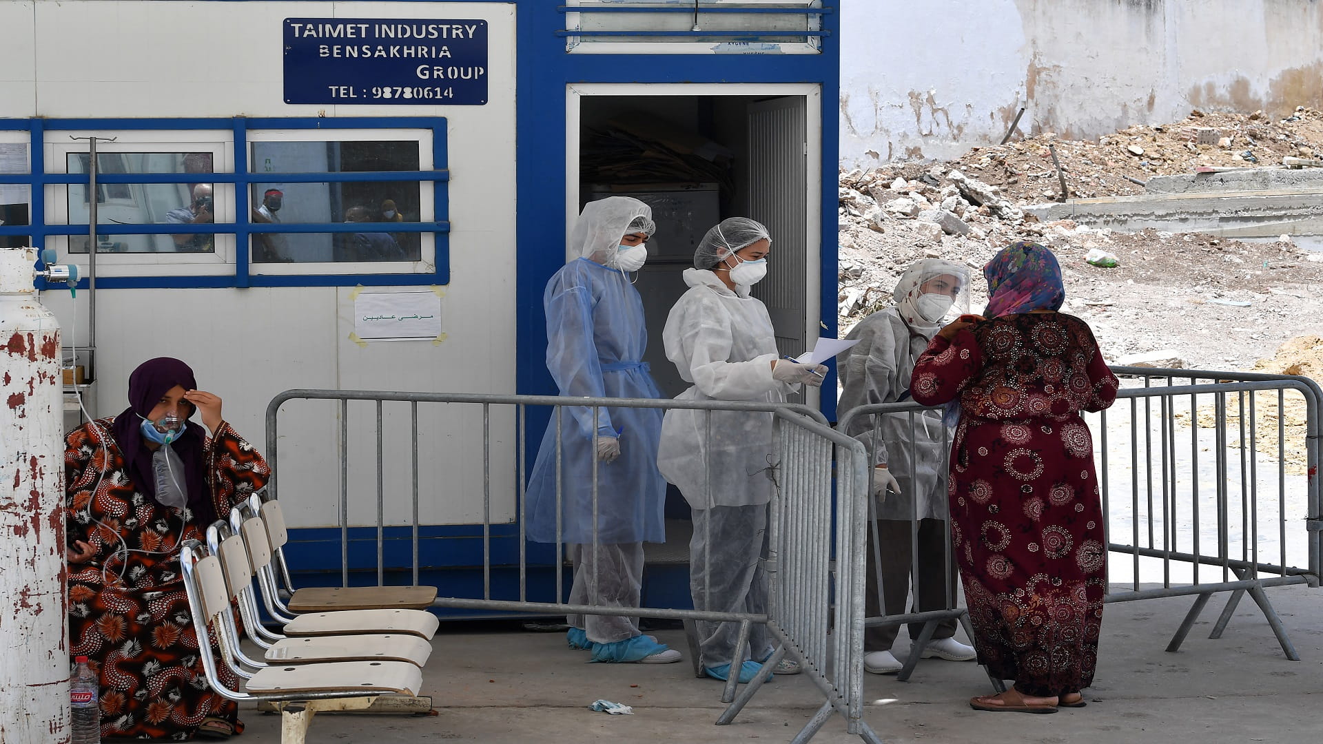 Image for the title: Tunisia imposes new Covid restrictions as deaths on the rise 