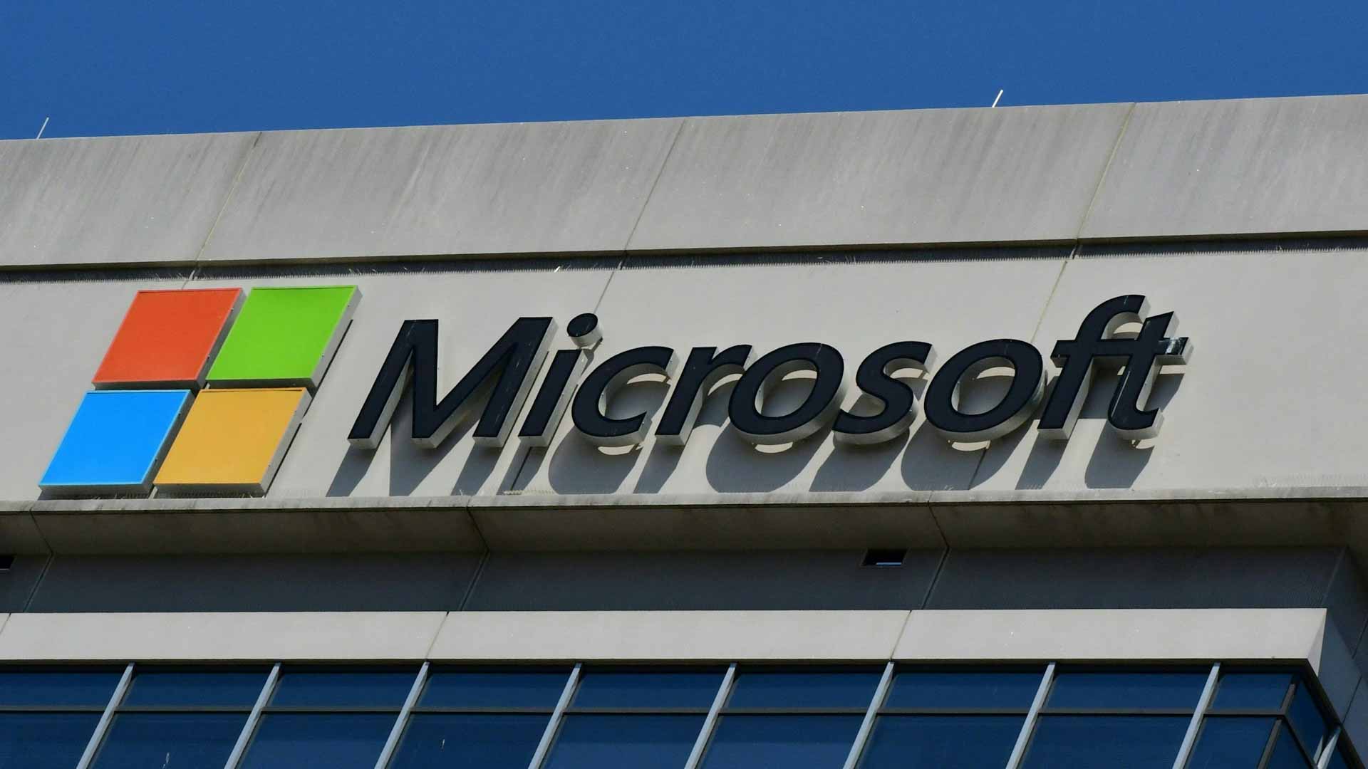 Image for the title: Microsoft's Windows 11 will allow for Android apps 
