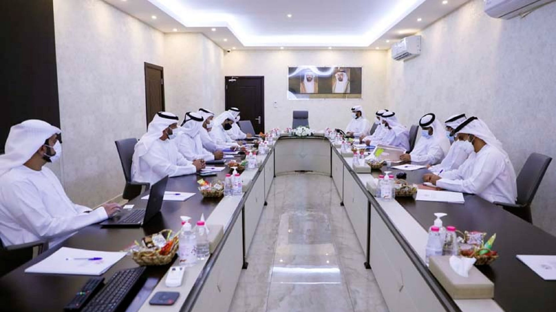 صورة بعنوان: "شؤون البلديات" تناقش سير الأعمال في مشروع قطار الاتحاد بالإمارة 