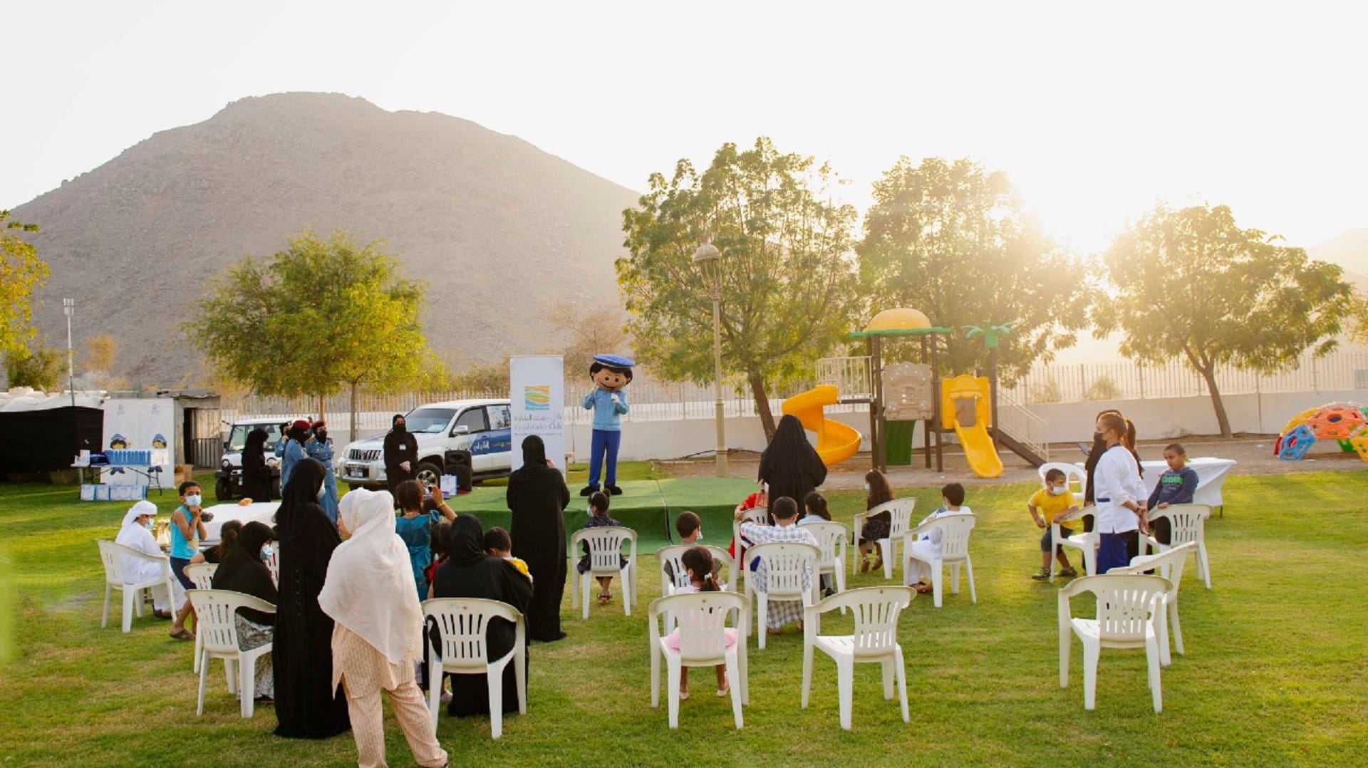 صورة بعنوان: شرطة الشارقة تحتفل بيوم الطفل الإماراتي 