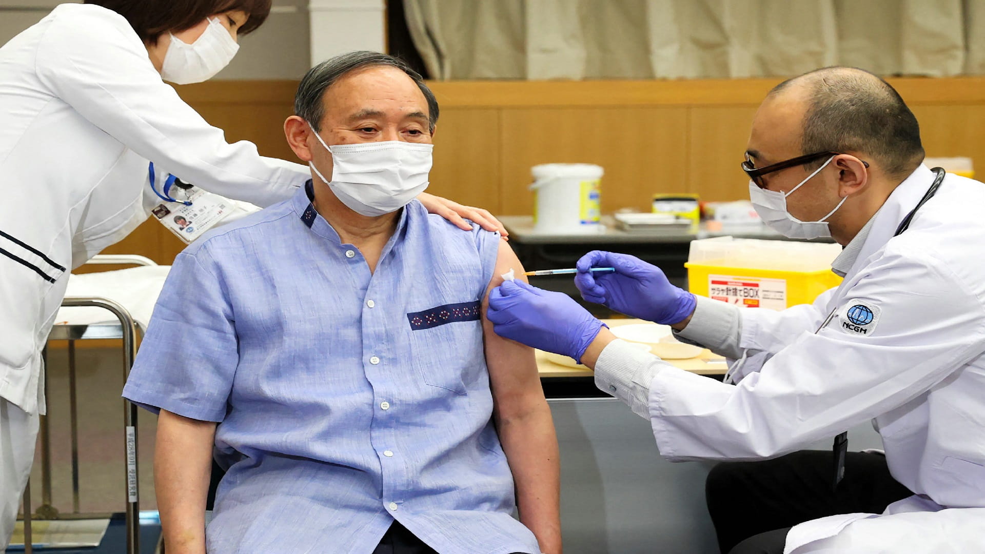 Image for the title: Japan PM Suga receives vaccination ahead of Biden meeting in US 