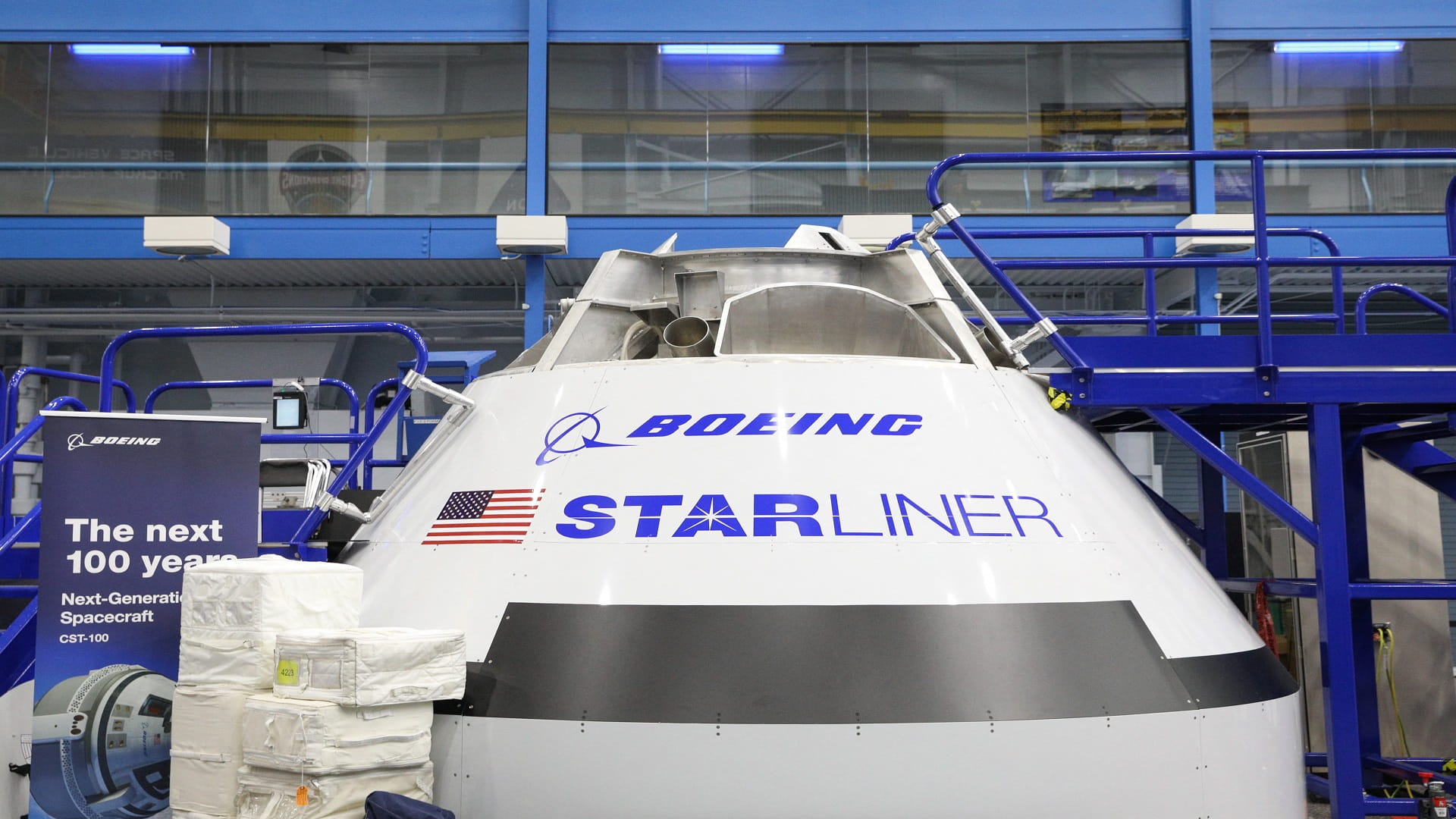 Image for the title: Boeing Starliner test flight postponed 