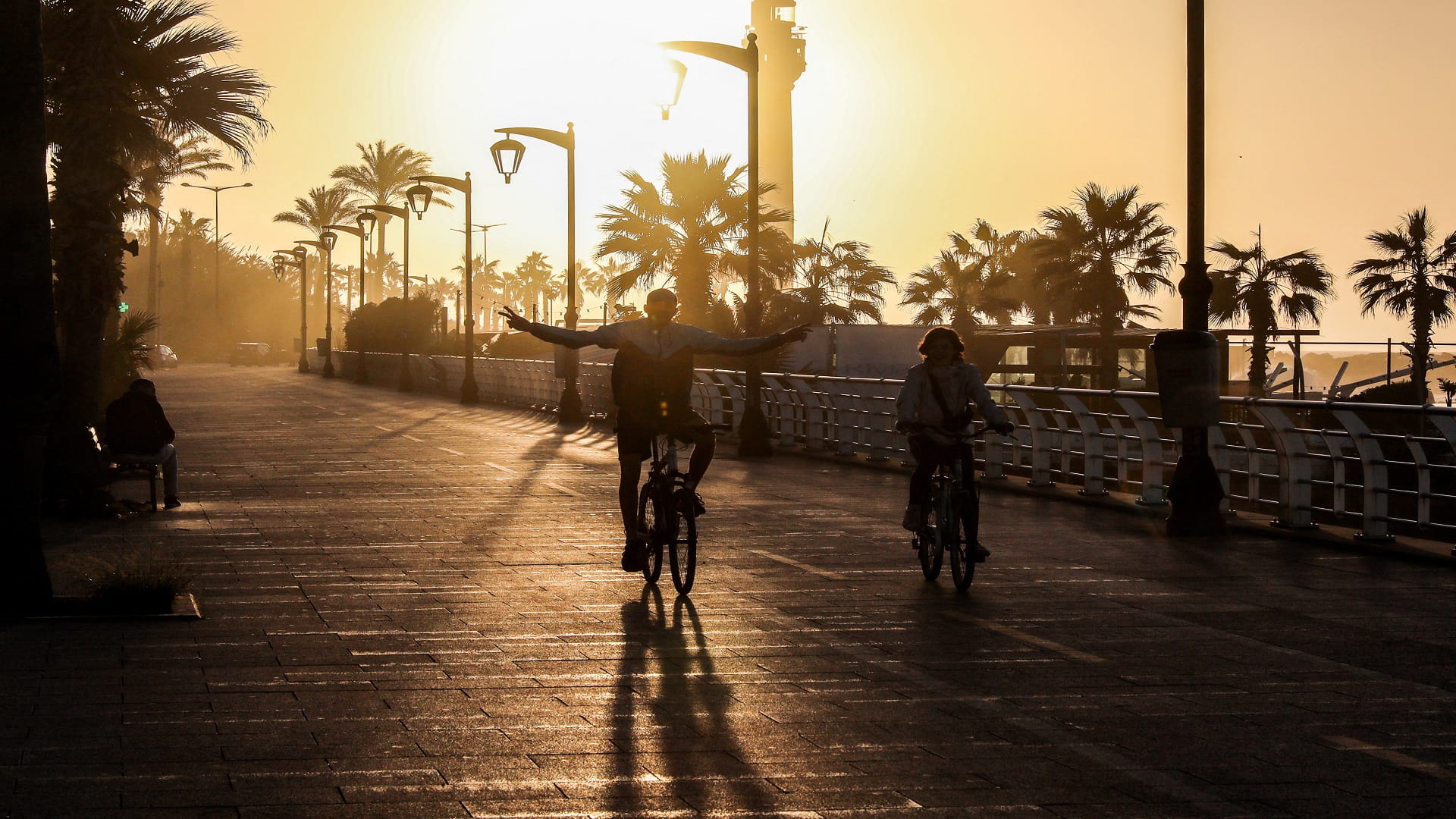 Image for the title: Lebanon lists 61 deaths, 3,560 new COVID-19 cases 