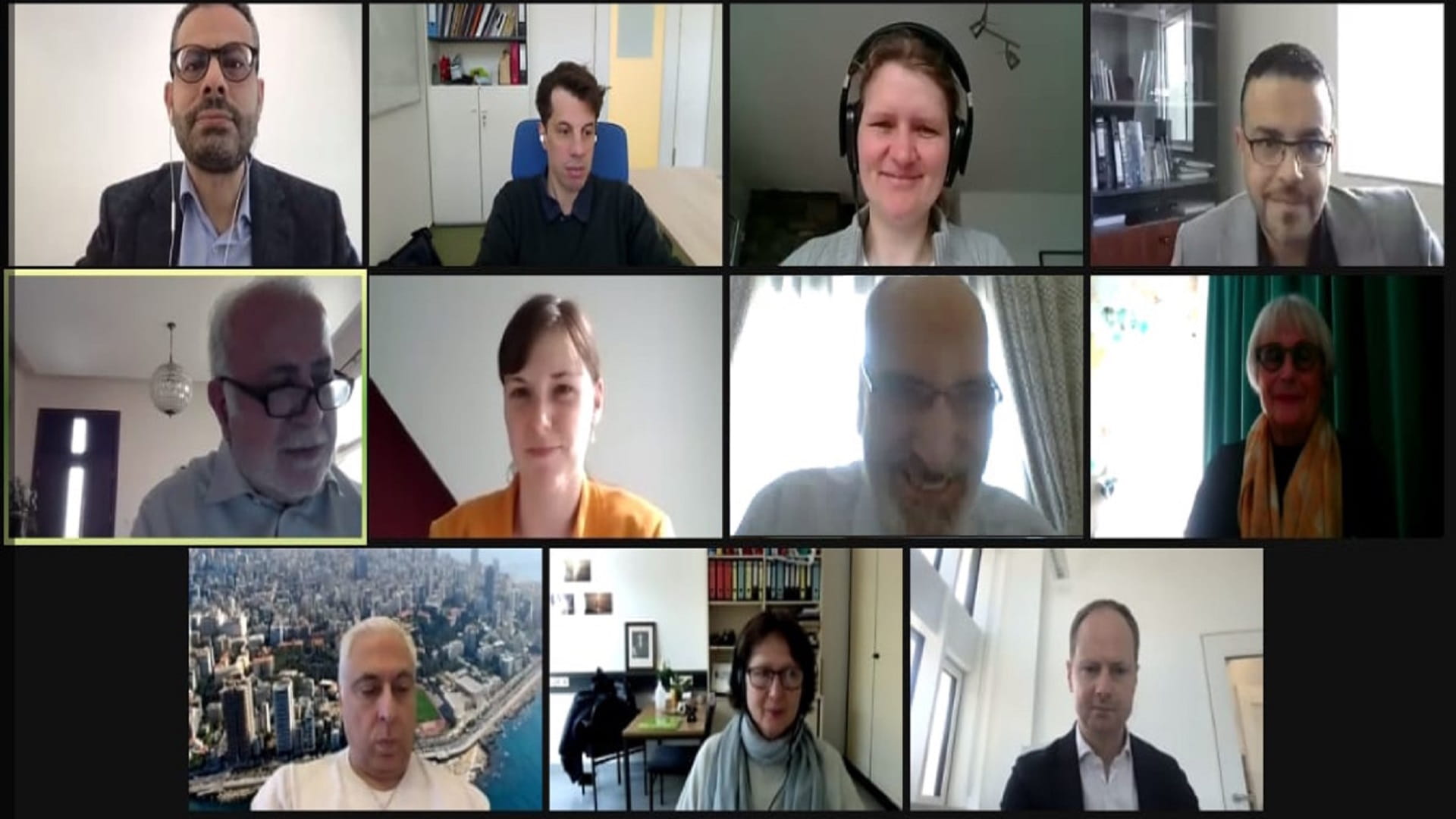 صورة بعنوان: جامعتا الشارقة ولوبك الألمانية تعقدان خلوة عملية افتراضية 