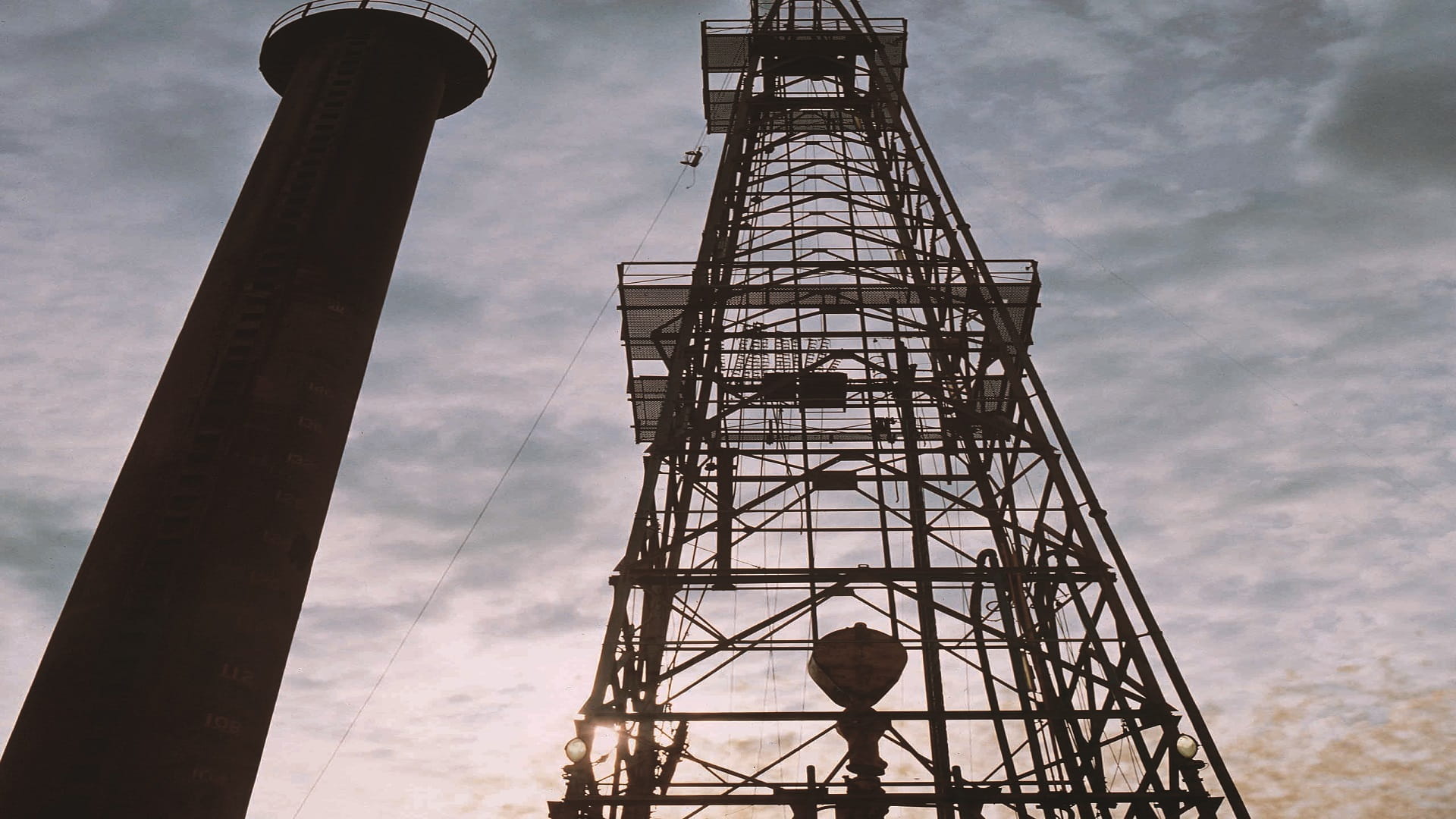 صورة بعنوان: "بورصة أبوظبي إنتركونتيننتال" تعلن إبرام 6344 عقداً على خام مربان 