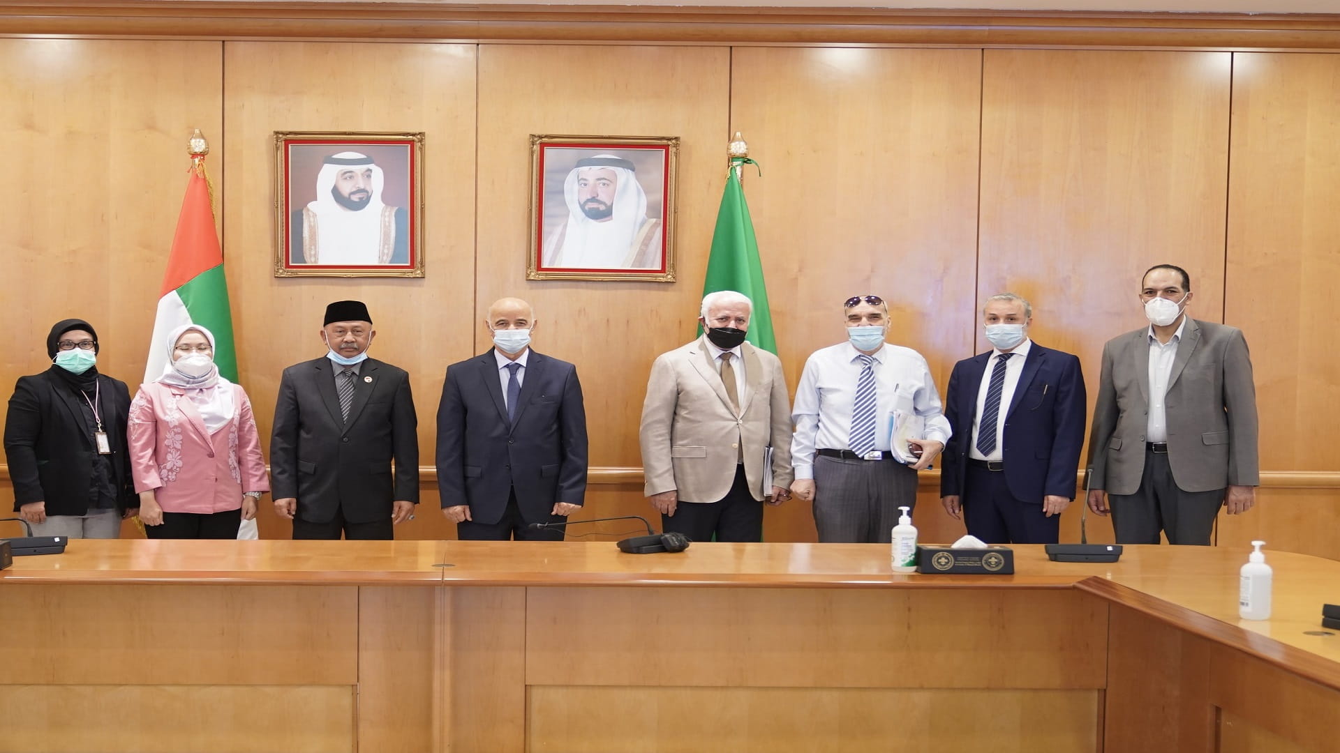 صورة بعنوان: جامعة الشارقة تبحث فرص التعاون العلمي والأكاديمي مع إندونيسيا 