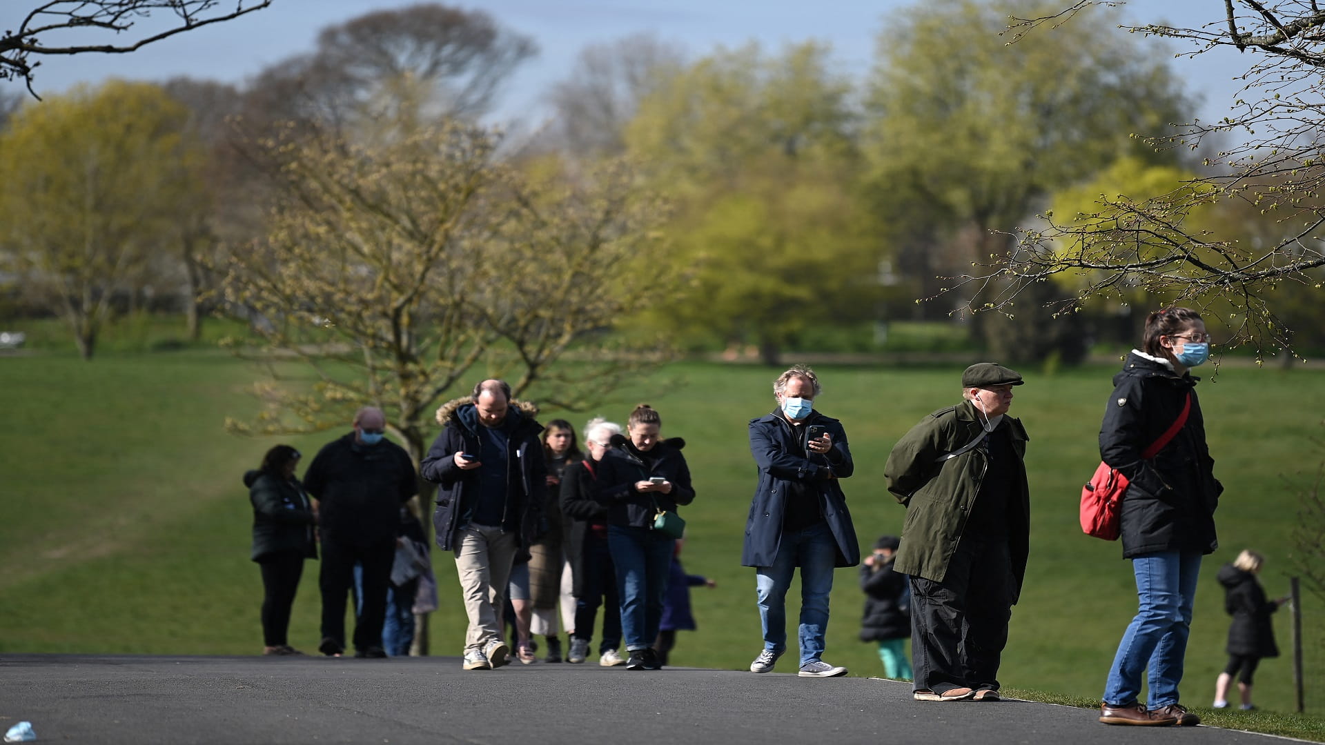 صورة بعنوان: بريطانيا تسجل 1649 إصابة جديدة بـ "كوفيد19" ووفاة واحدة 