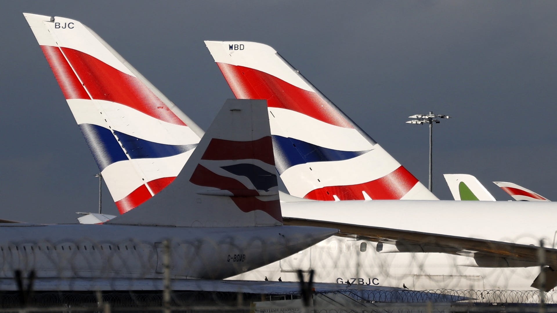 Image for the title: British Airways-parent IAG posts 1.1 bn-euro loss 