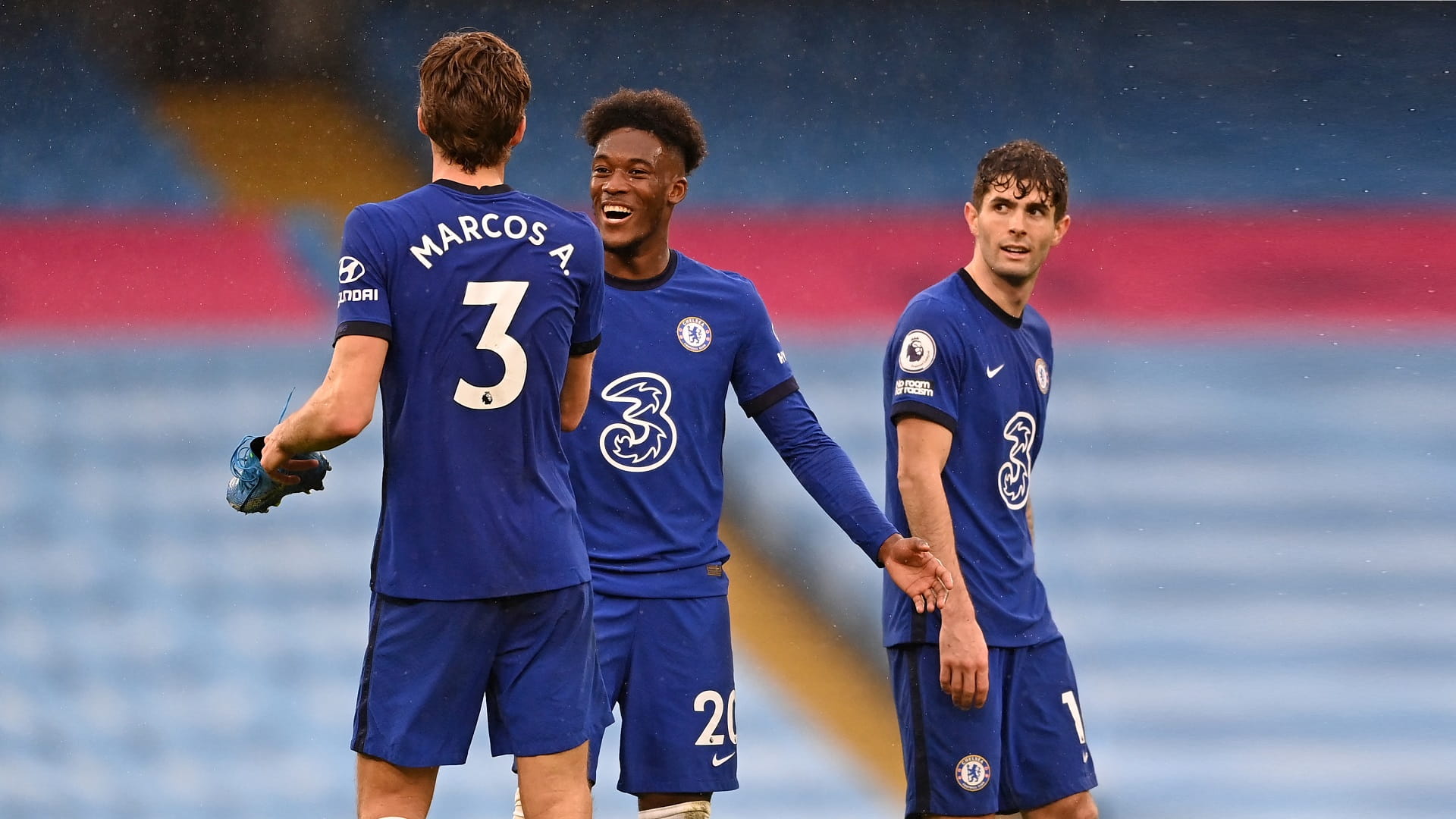 صورة بعنوان: تشيلسي يؤجل تتويج مانشستر سيتي بلقب الدوري الإنجليزي 