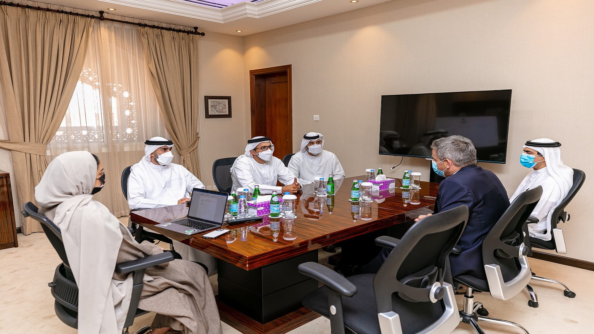 صورة بعنوان: الشارقة ترسم مع أدنبرة ملامح تواصل ثقافي  