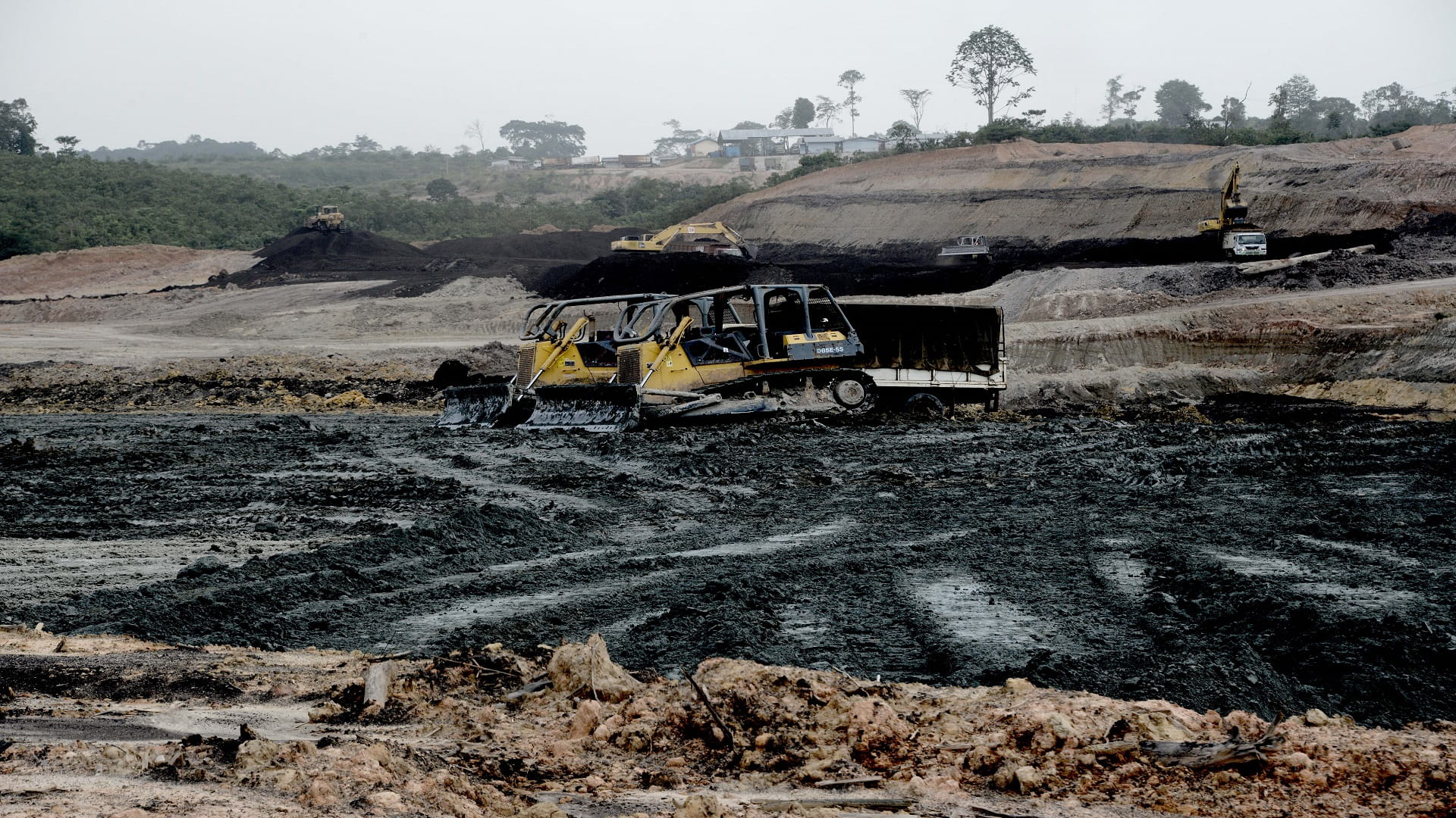 Image for the title: Seven killed in landslide at Indonesia gold mine 